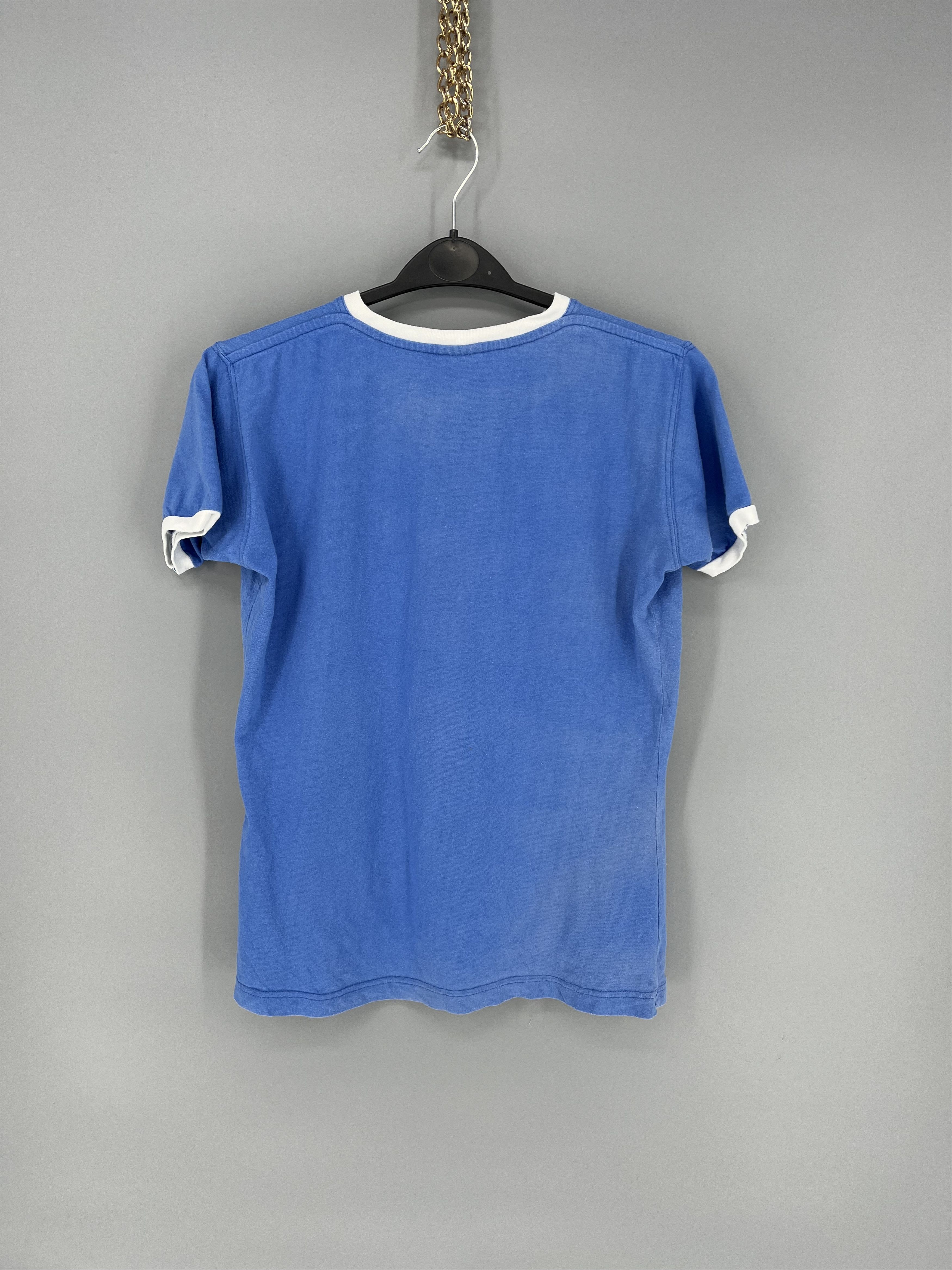 Nike Vintage 90s Nike Big Logo Faded T-shirt Streetwear Style Size S / US 4 / IT 40 - 10 Thumbnail