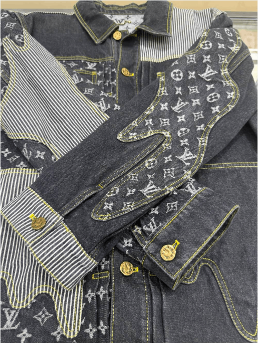Louis Vuitton casual jacket 44 Size US S / EU 44-46 / 1 - 8 Thumbnail
