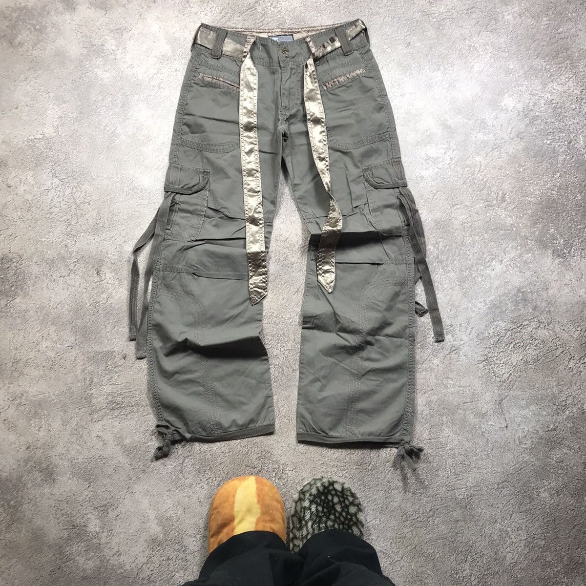 Vintage Vintage 90s Japan Baggy Cargo Pants Distressed Workwear 28 Size 28" / US 6 / IT 42 - 2 Thumbnail