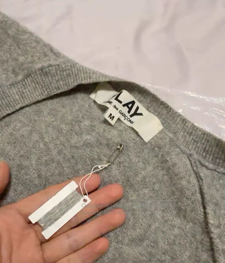 Comme des Garcons Comme Des Garcons Wool cardigan, gray and black heart. Size M / US 6-8 / IT 42-44 - 3 Thumbnail