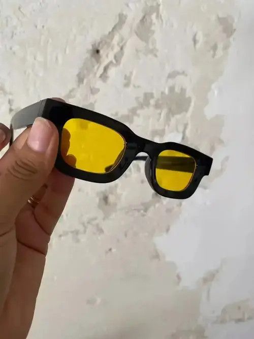 Jewelry Kurt Cobain Casual Sunglasses Hip Hop Grunge 2000s Yellow Size ONE SIZE - 1 Thumbnail