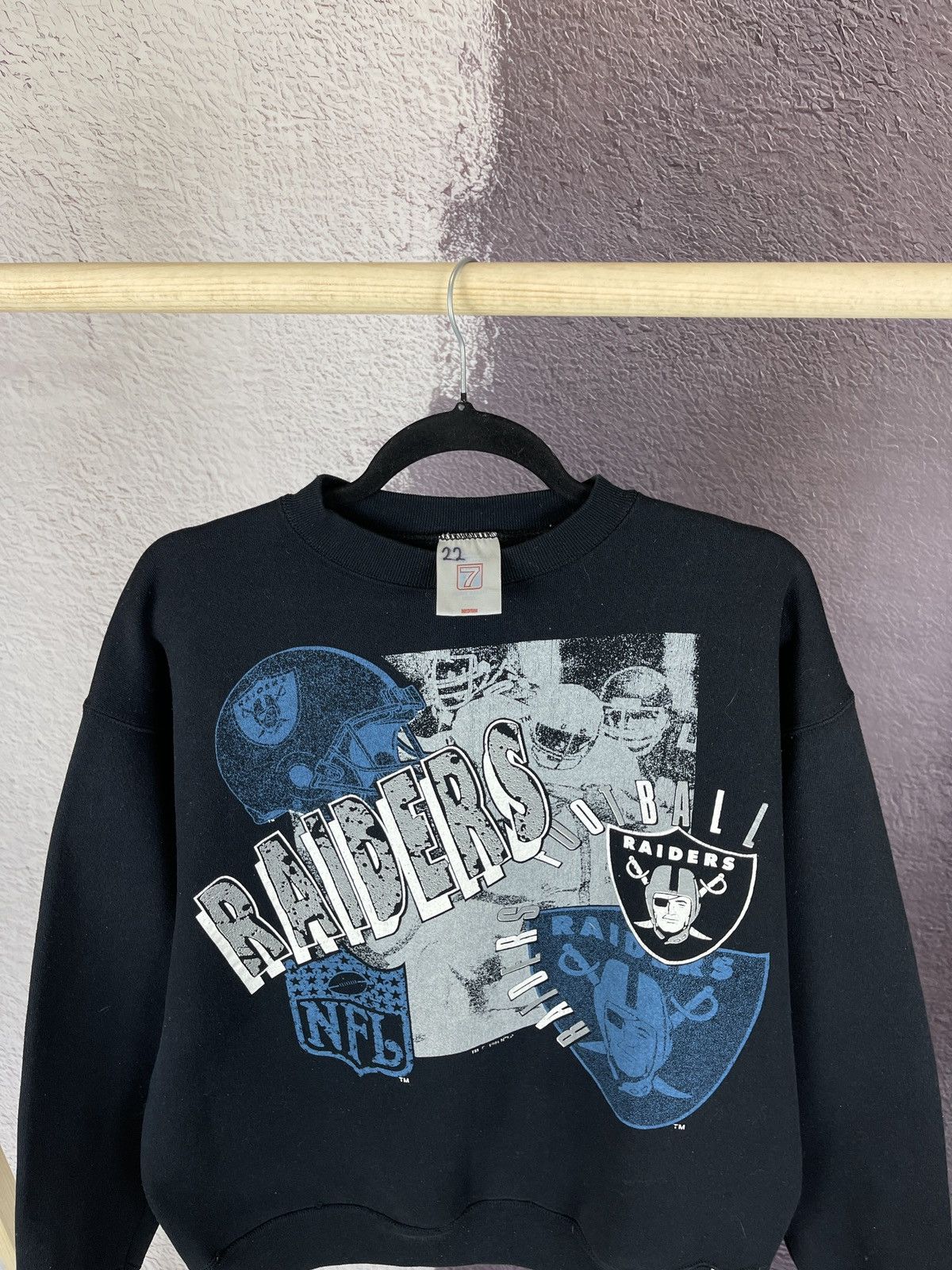 NFL Logo 7 1991 vintage Oakland Raiders NFL big logo sweatshirt Size US M / EU 48-50 / 2 - 3 Thumbnail