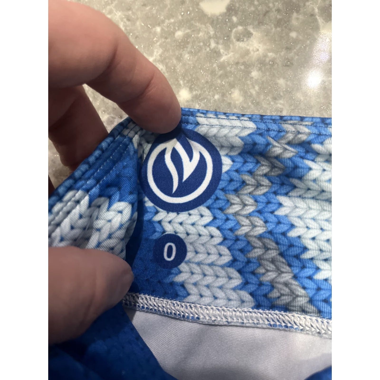 Vintage INKnBURN Leggings Womens 0 Blue Pockets Geometric Print Activewear Compression 0 Womens blue sweater print pockets Size XS / US 0-2 / IT 36-38 - 3 Thumbnail