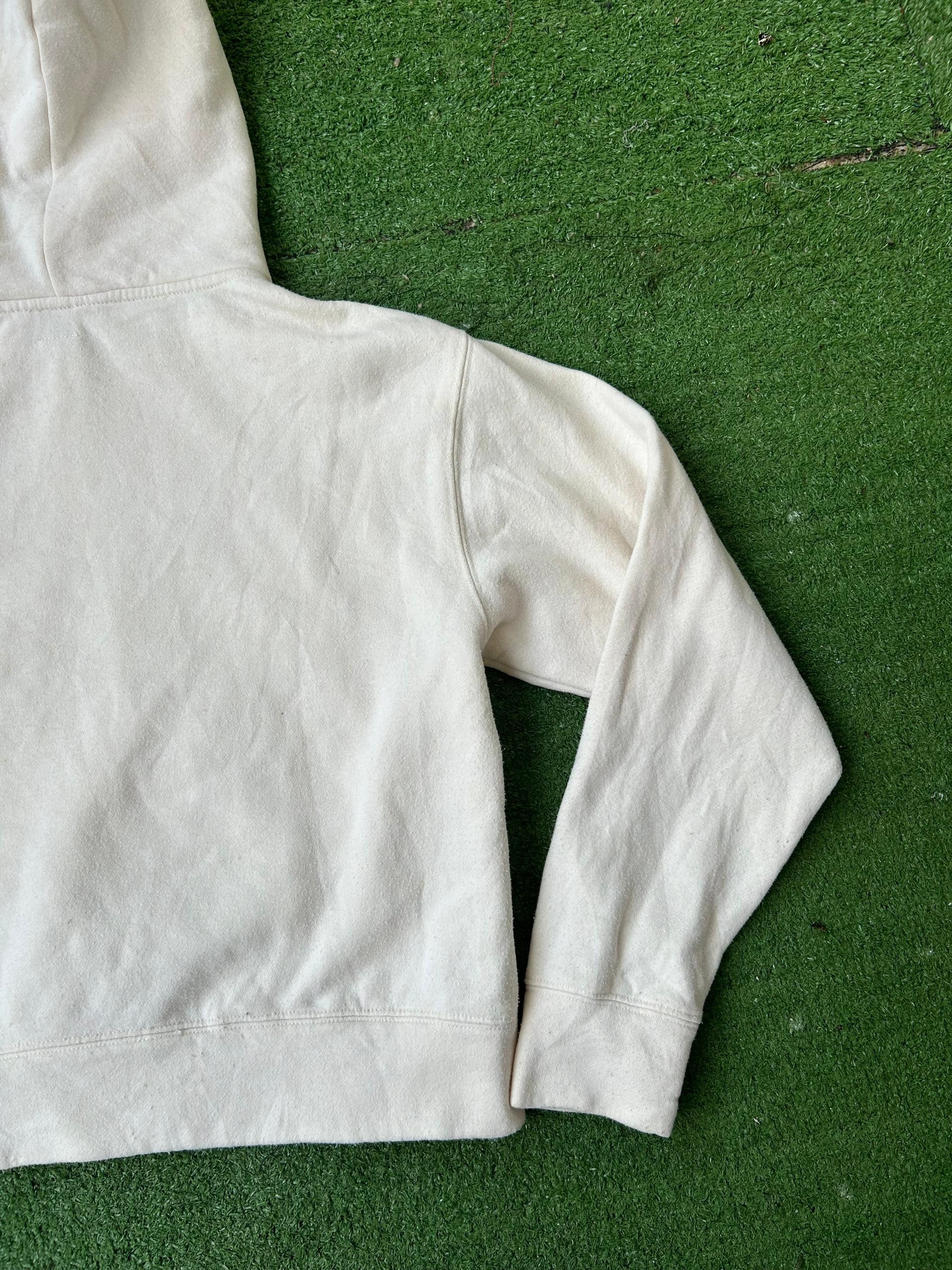 Vintage Vintage Bear Fishing Club Crop Top Hoodie Size US M / EU 48-50 / 2 - 8 Thumbnail