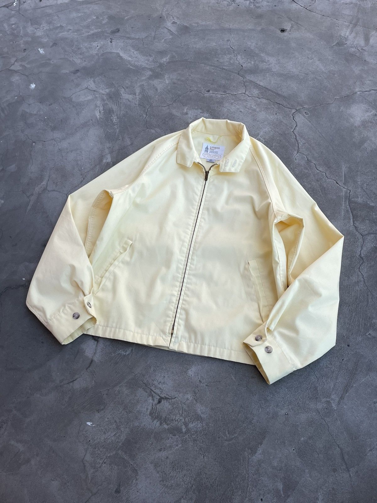 London Fog 1960s London Fog on Talon Zipper: Vintage Pastel Yellow Jack Size US M / EU 48-50 / 2 - 2 Thumbnail