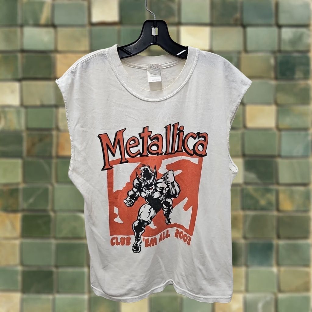 Gildan Metallica T-Shirt - MetClub 2003 - Club 'Em All - Large Mens Short Sleeve White Cotton Logo Thrashed Status: Distressed with Chopped Sleeves Size US L / EU 52-54 / 3 - 1 Thumbnail