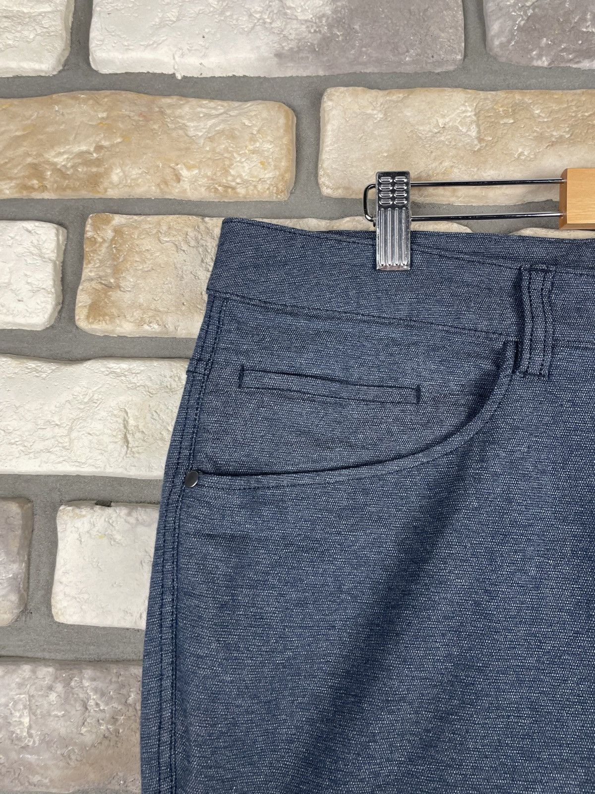 Lululemon Lululemon pants short Size US 34 / EU 50 - 3 Thumbnail