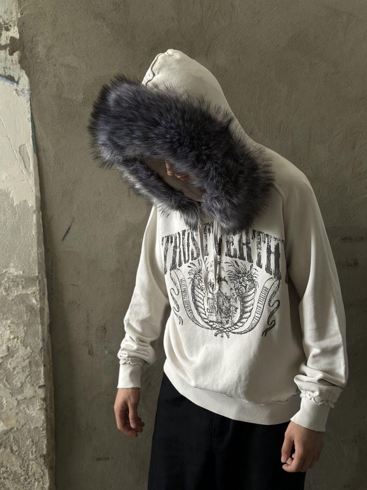 Handmade Vintage Japanese Style Peter Werth Fur Custom Hoodie Y2K 00s Size US L / EU 52-54 / 3 - 1 Thumbnail