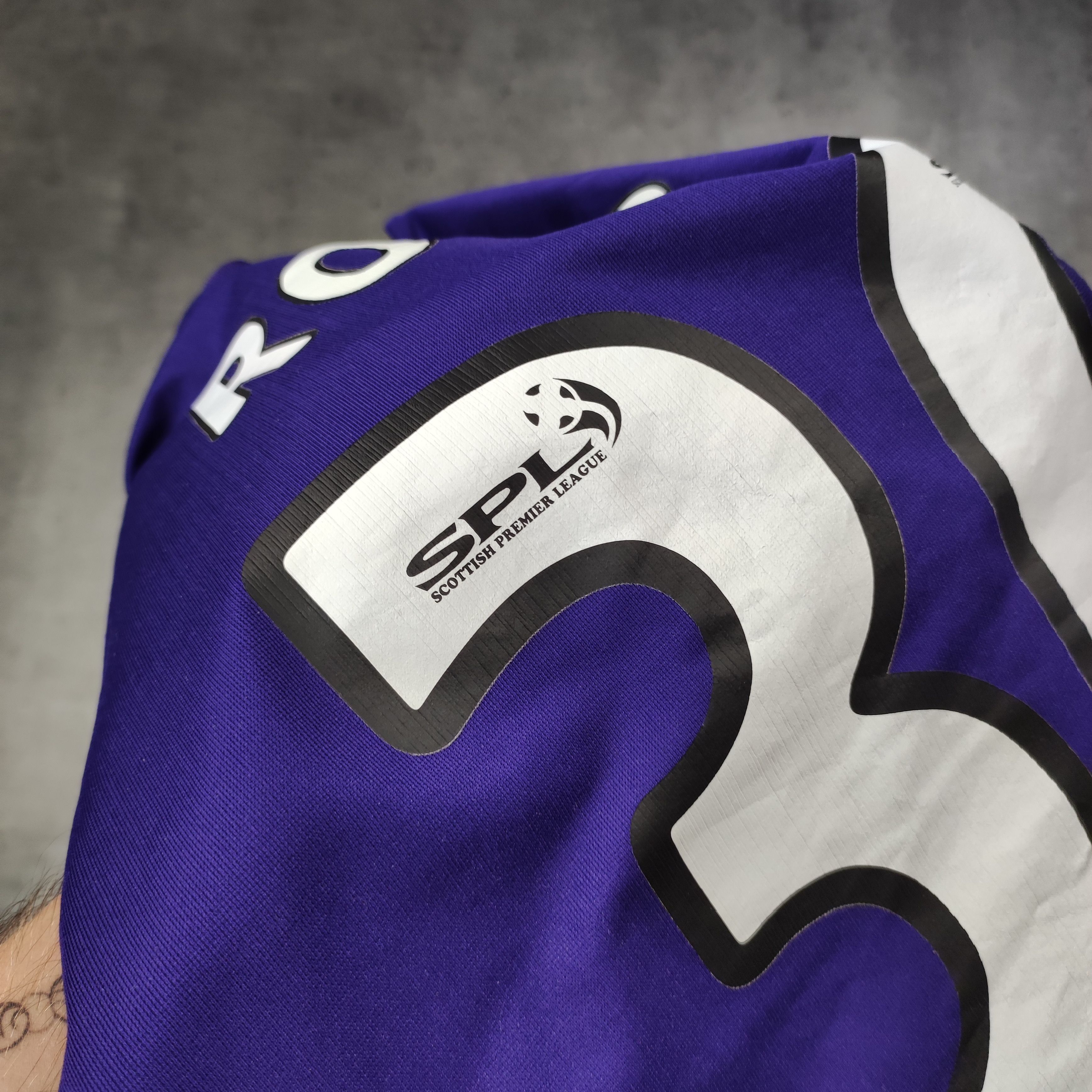 Vintage RARE Real Madrid Vintage 2002 Doublesided Third Jersey Size US M / EU 48-50 / 2 - 12 Thumbnail