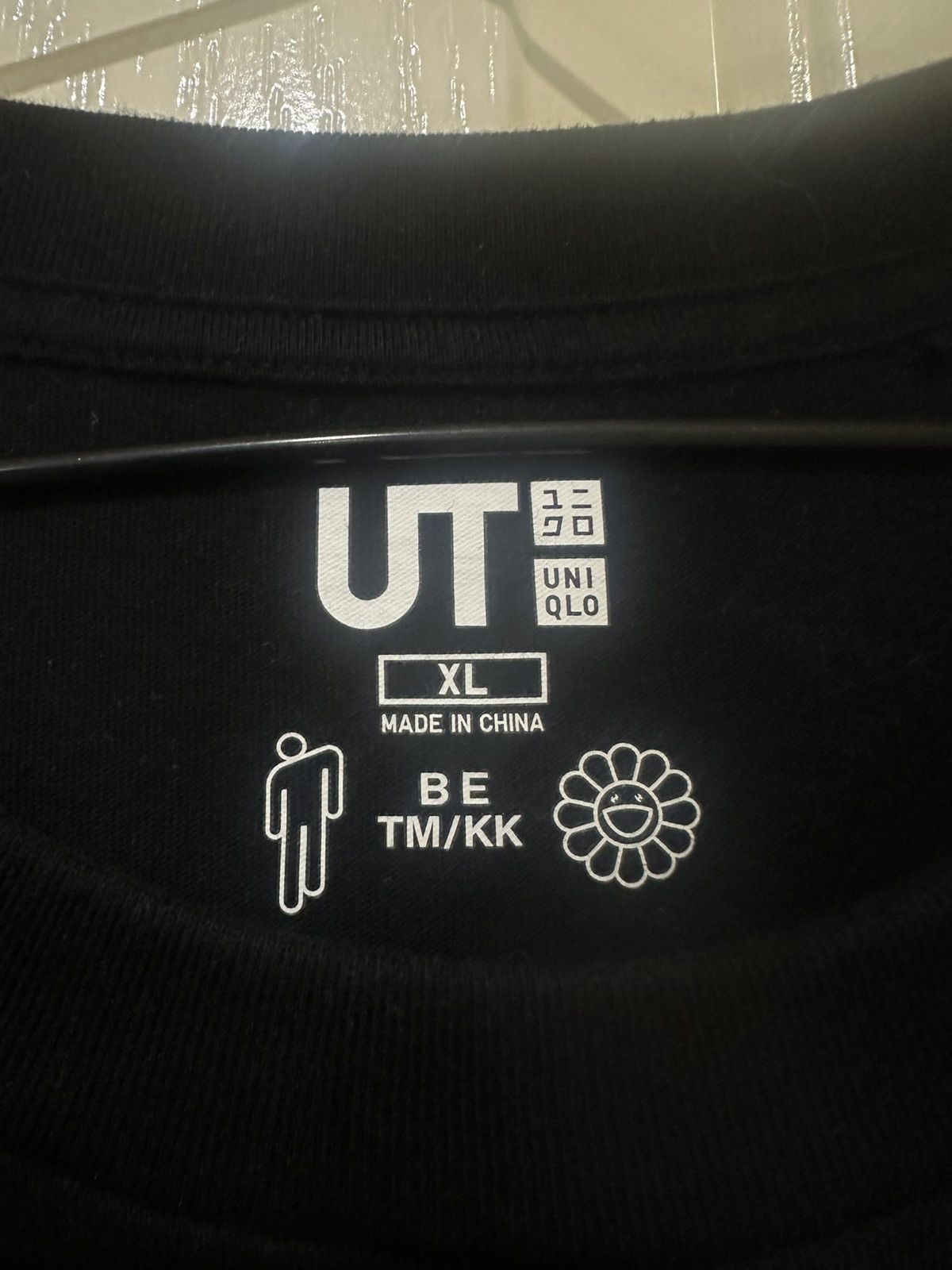 Billie Eilish × Takashi Murakami Billie Eilish x Takashi Murakami x Uniqlo Black Tee Size US XL / EU 56 / 4 - 2 Thumbnail