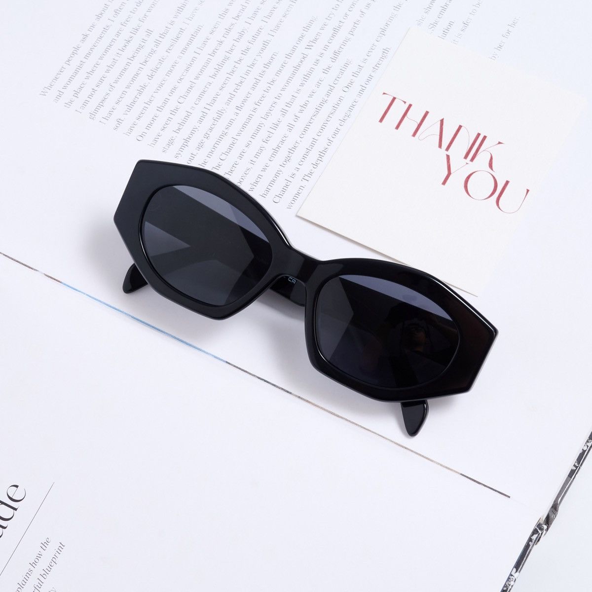 Celine CELINE CL40238U 01A SUNGLASSES Size ONE SIZE - 5 Thumbnail