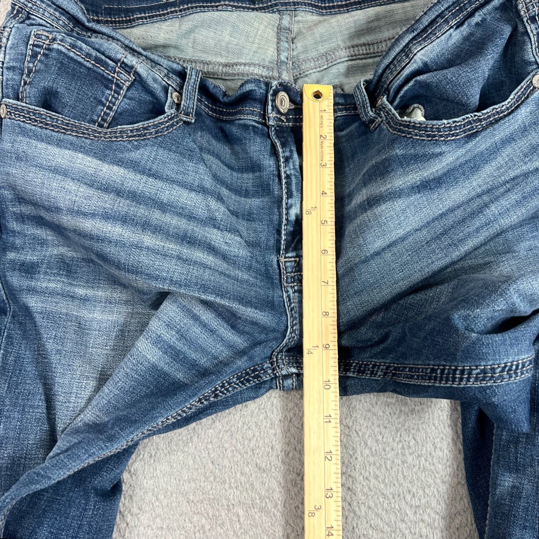 Vintage VINTAGE Buckle BKE Derek Jeans Mens 39x30 Blue Straight Leg Denim Pants Medium Wash Distressed Size US 39 - 4 Thumbnail