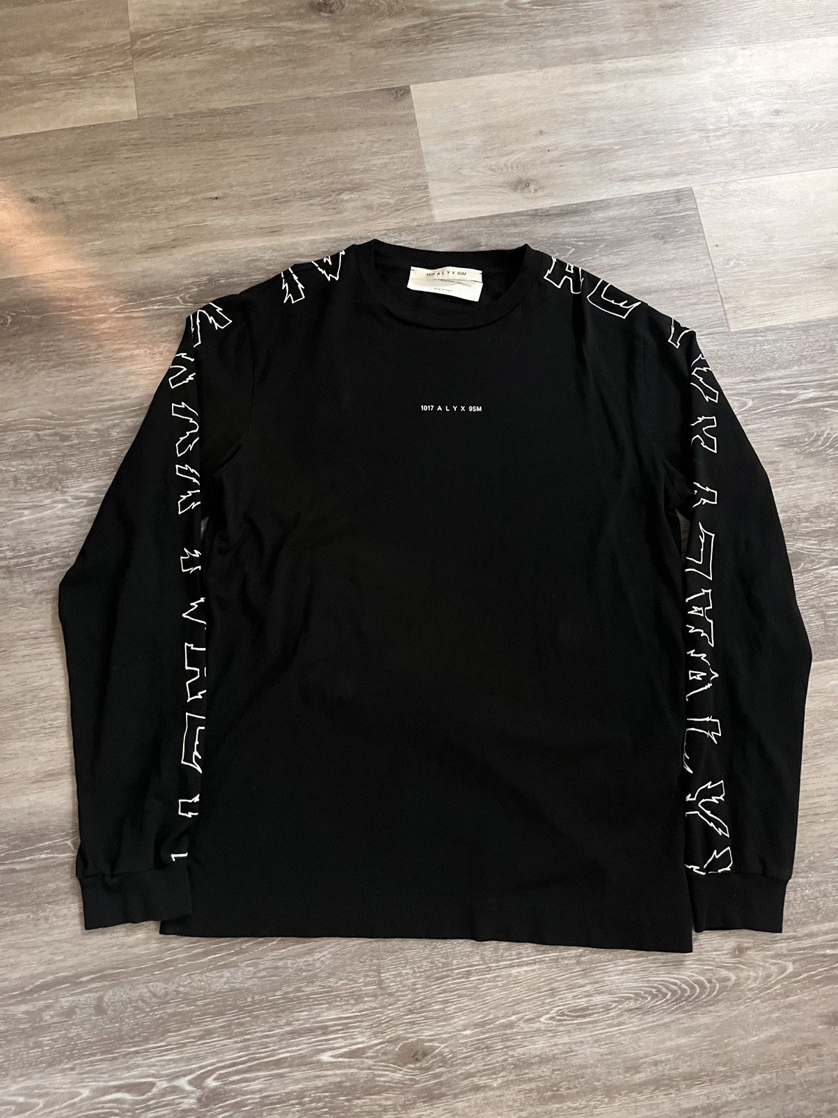 image of 1017 Alyx 9Sm Alyx Long Sleeve in Black, Men's (Size Medium)