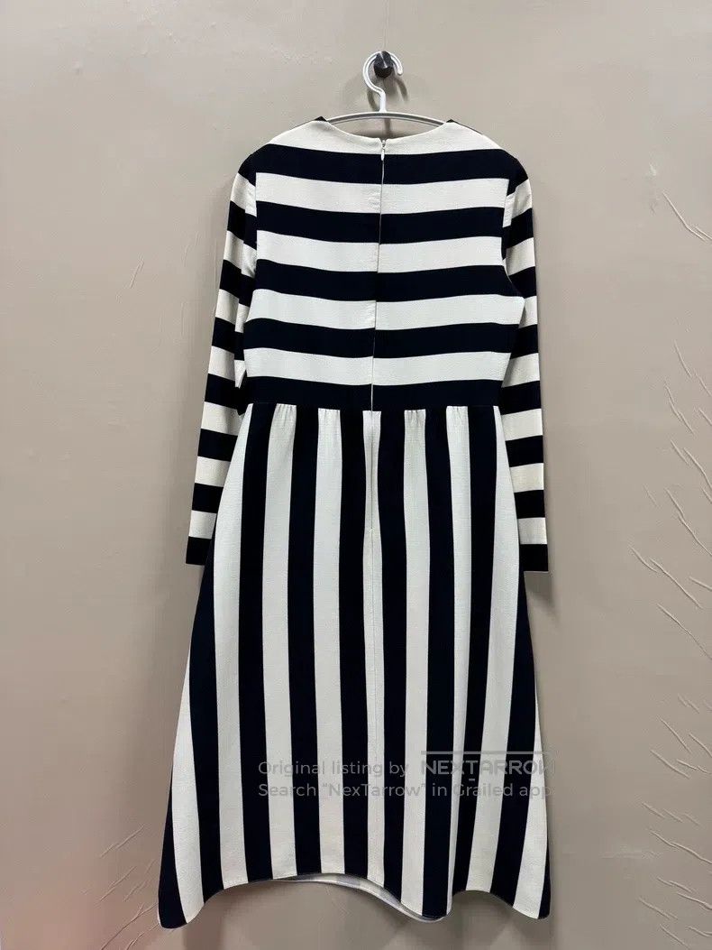 Valentino Valentino Black and white striped maxi dress Size S / US 4 / IT 40 - 2 Thumbnail