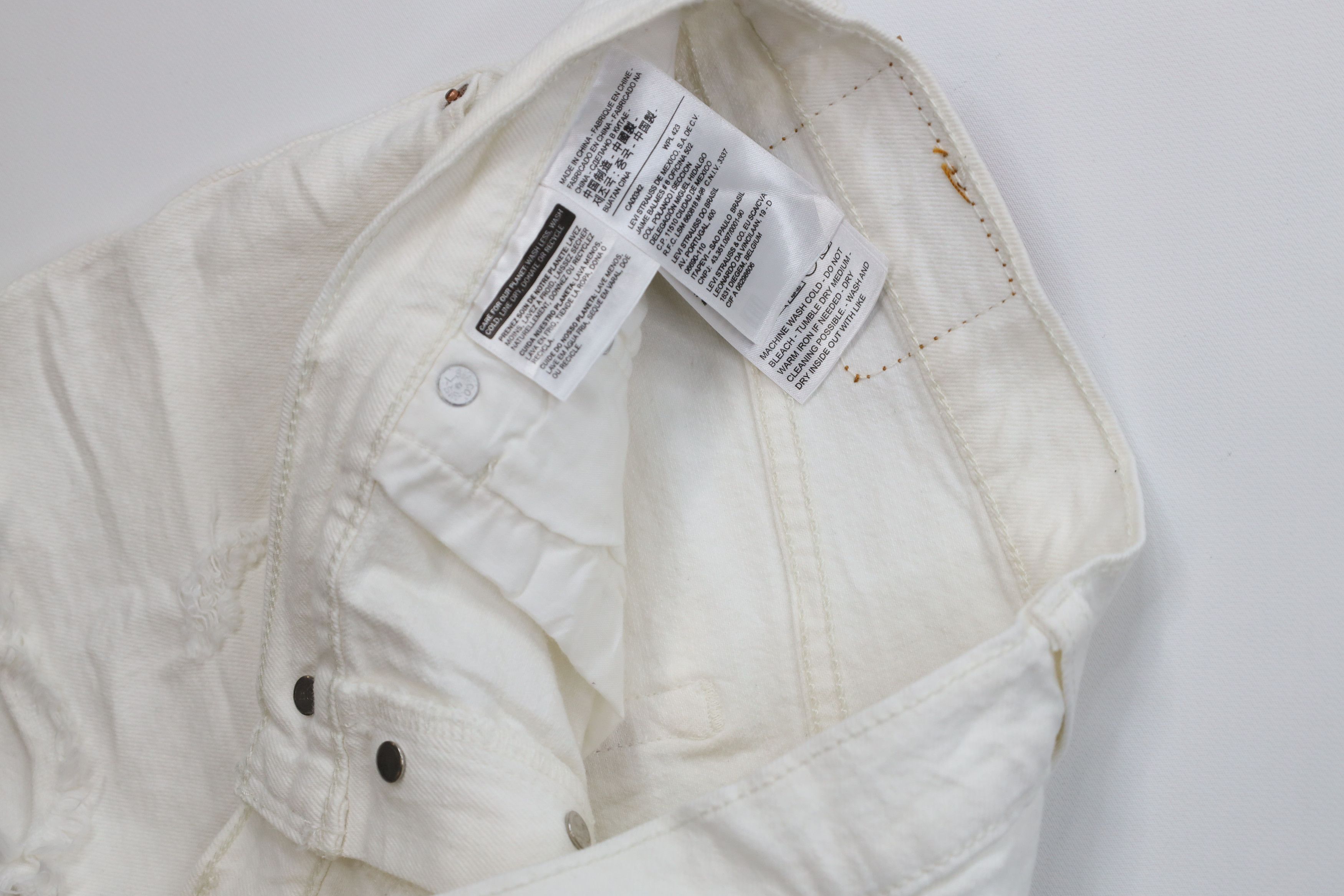 Levi's Vintage Y2K Levis 501xx Fly Cut Off Denim Jean Shorts White Size 28" / US 6 / IT 42 - 6 Thumbnail