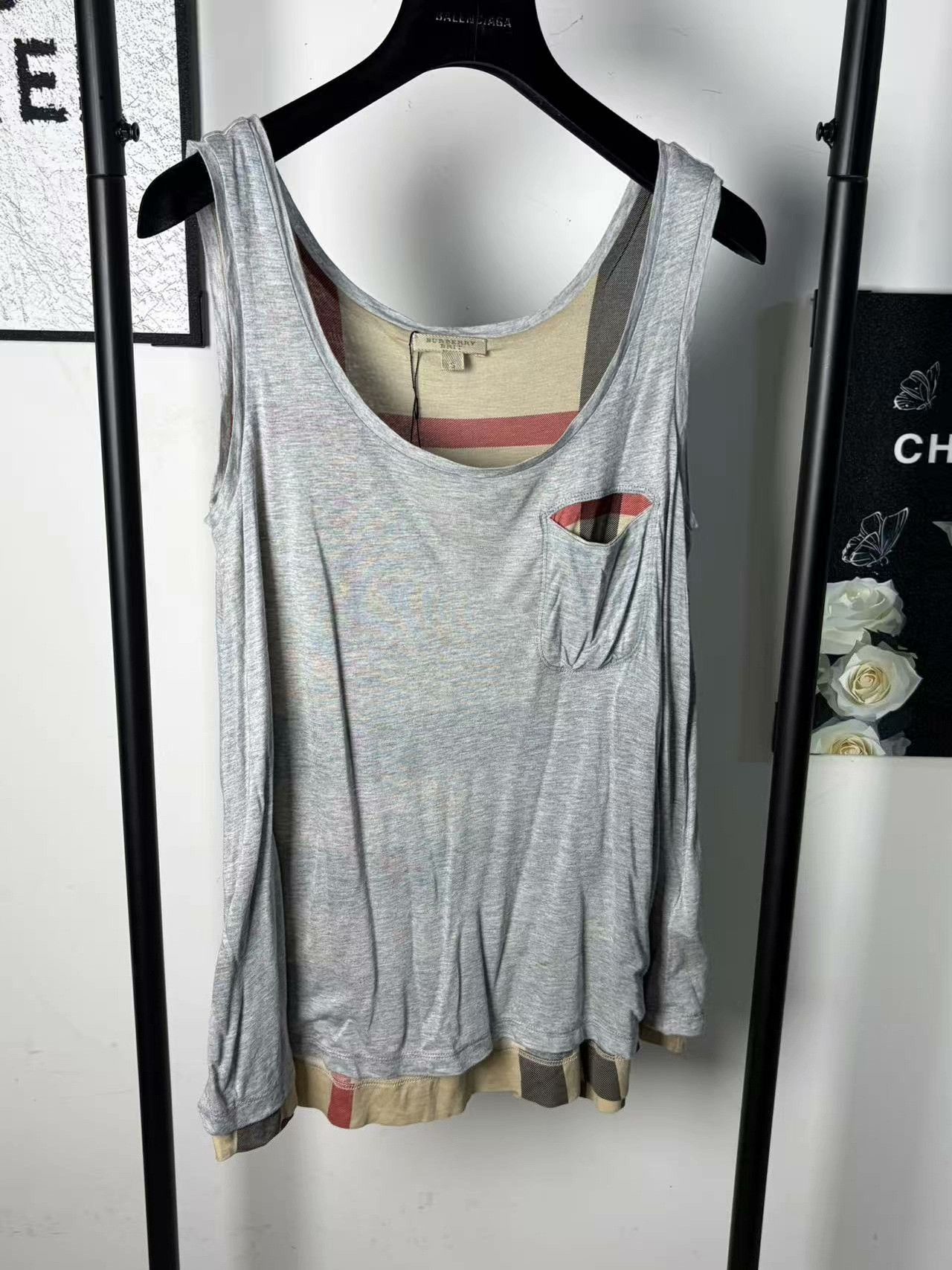 Burberry Burberry Plaid White Tank Top l Men Size US L / EU 52-54 / 3 - 1 Thumbnail