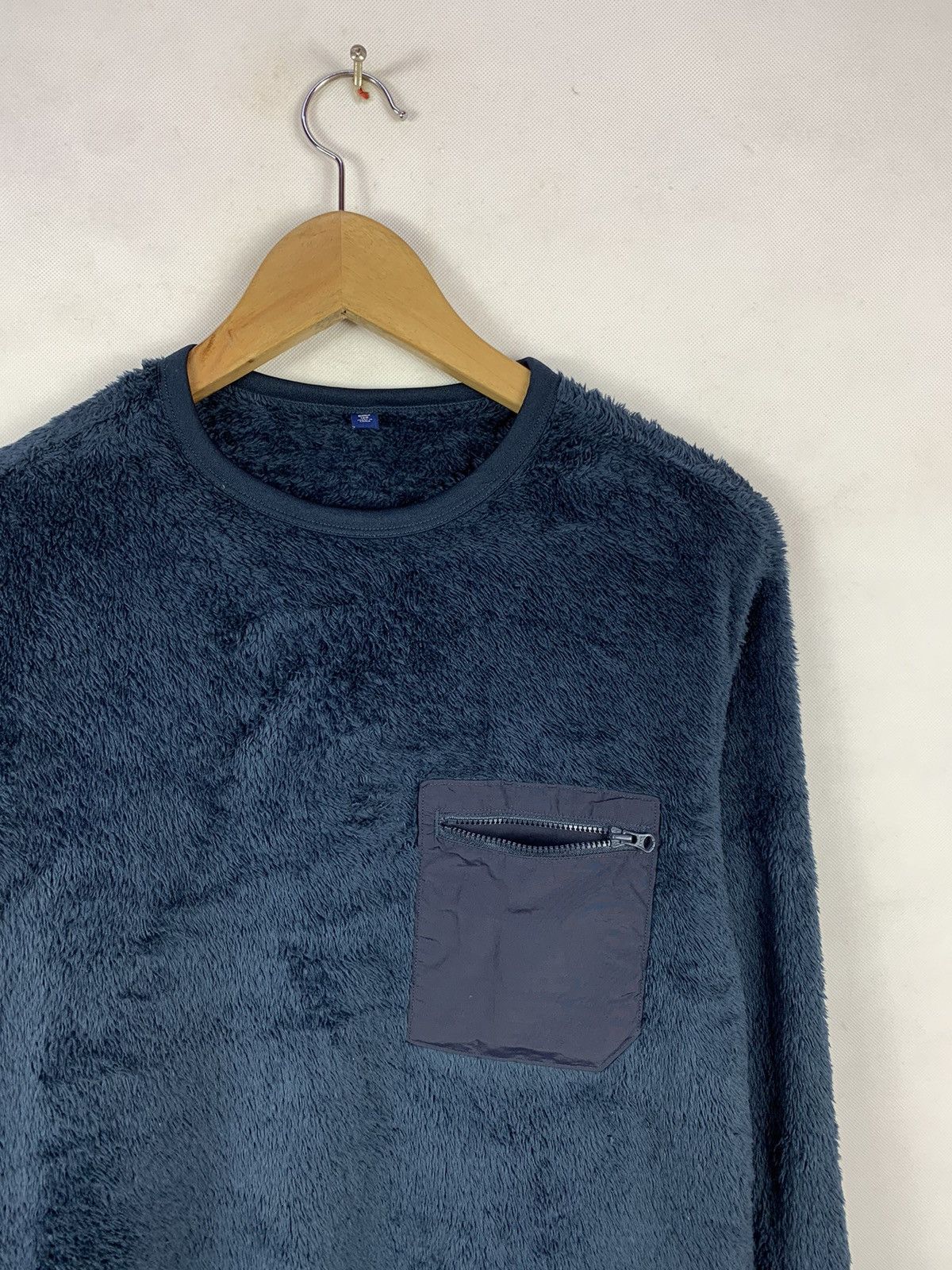 Japanese Brand Rare! Uniqlo Fleece Single Pocket Fleece Sweater Size XS / US 0-2 / IT 36-38 - 2 Thumbnail