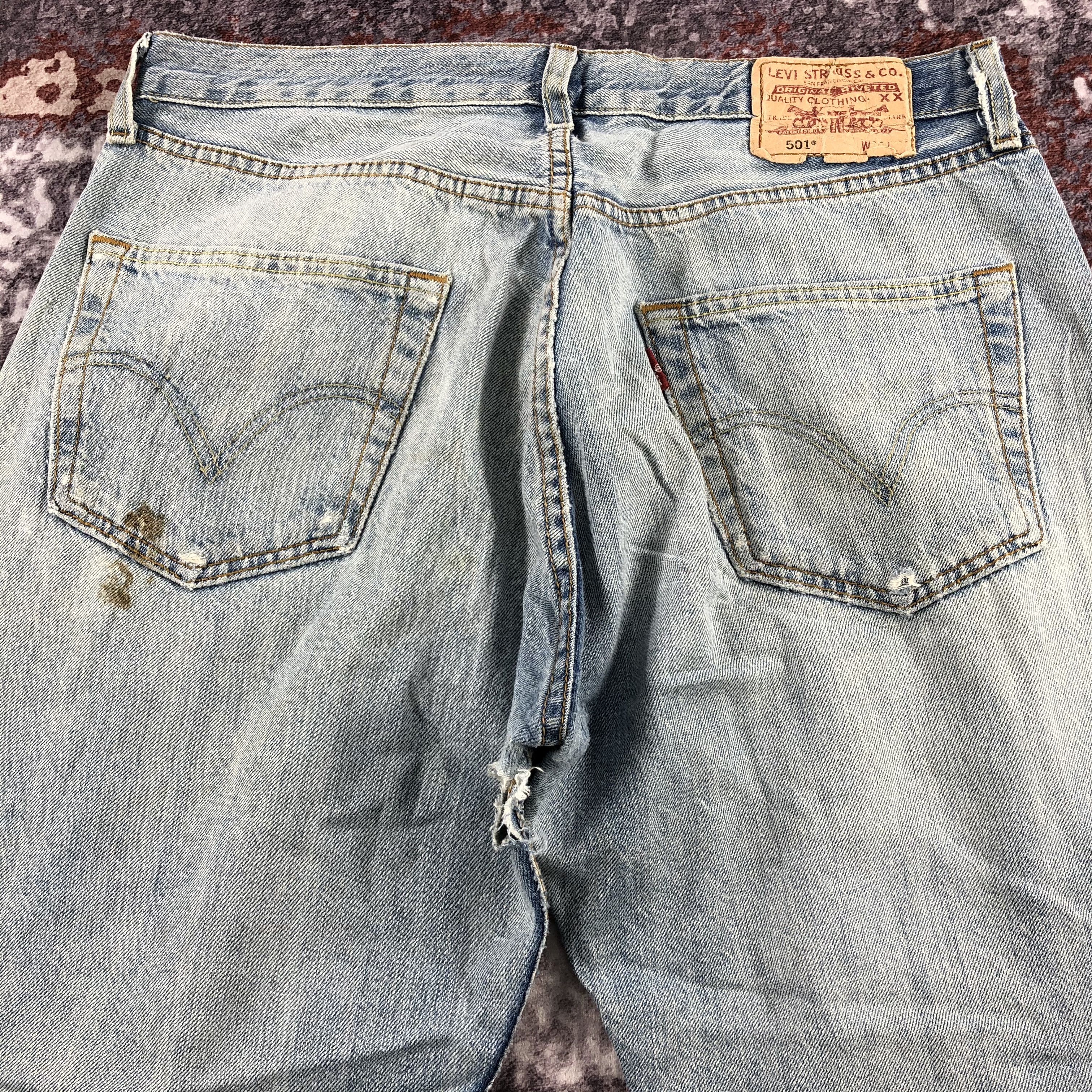 Levi's × Vintage Vintage 90s Light Wash Levis 501 Jeans-JM2343 Size US 33 - 6 Thumbnail
