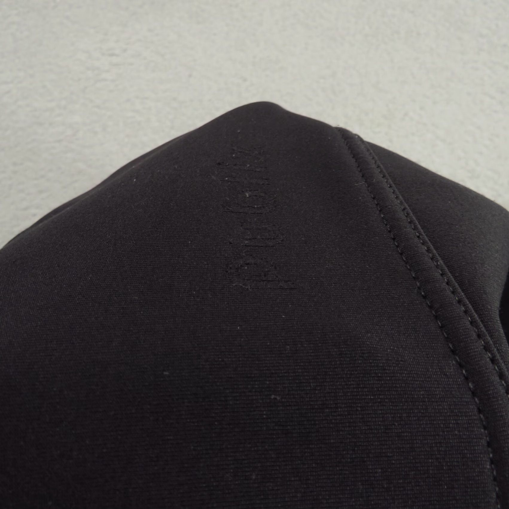 The North Face VINTAGE The North Face Windwall Jacket Mens Small Black Short Soft Shell Zip Size US S / EU 44-46 / 1 - 6 Thumbnail