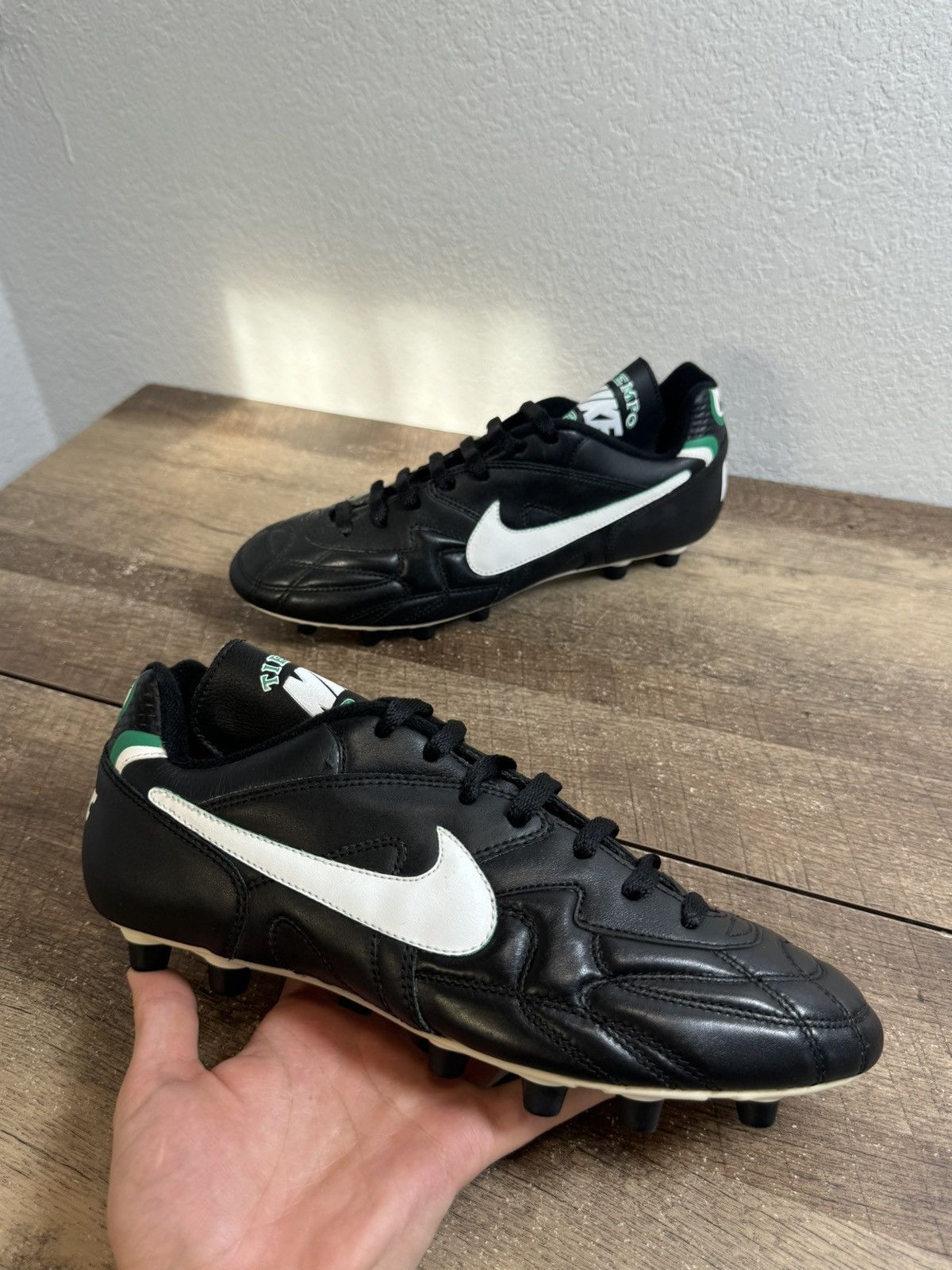 Nike Nike Eurostrike Vintage Football soccer Ronaldo r9 New Sz 9 Size US 9 / EU 42 - 1 Thumbnail