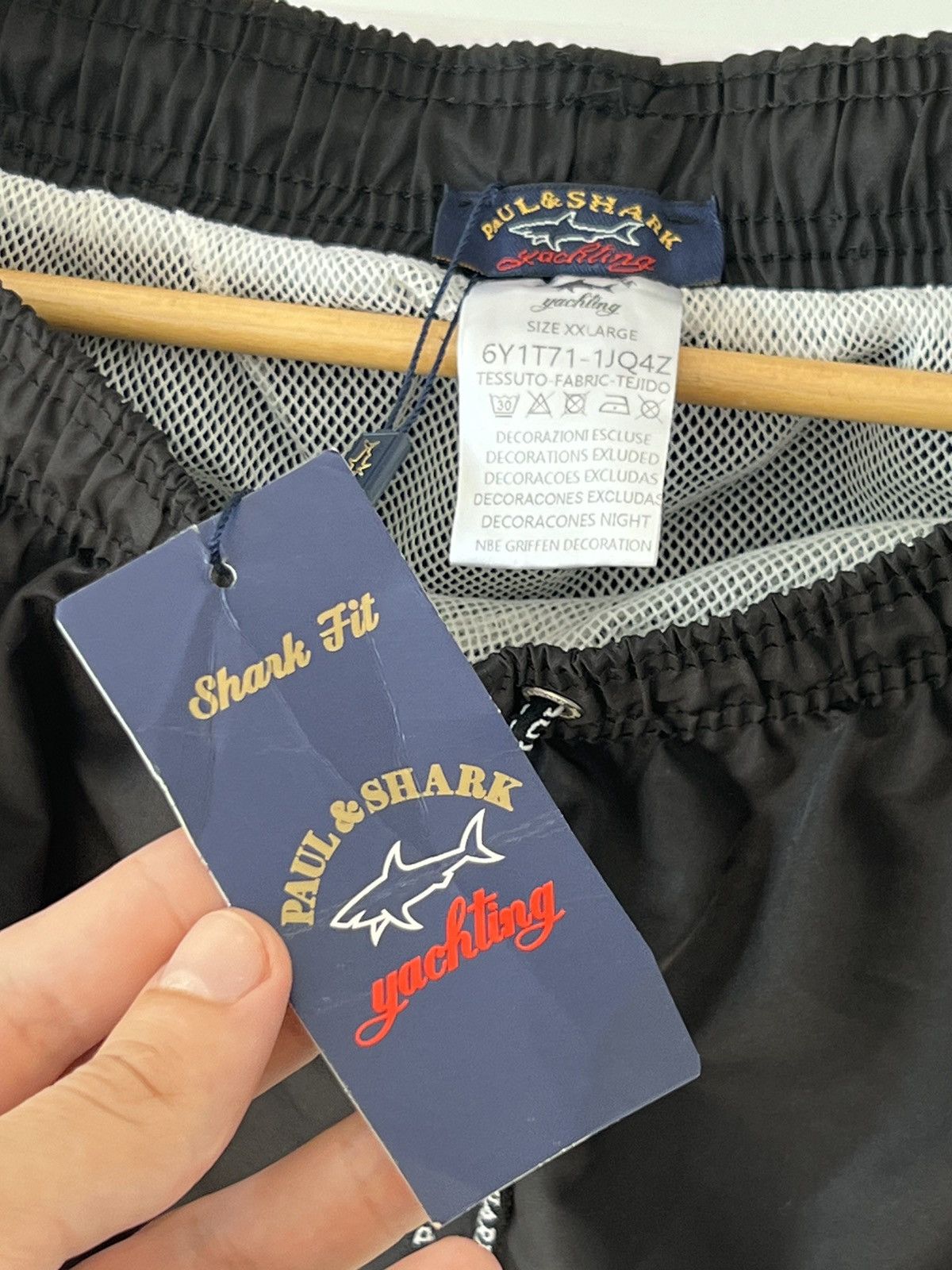 Paul & Shark × Vintage Men’s Paul & Shark nylon shorts - size M Size US 33 - 5 Thumbnail