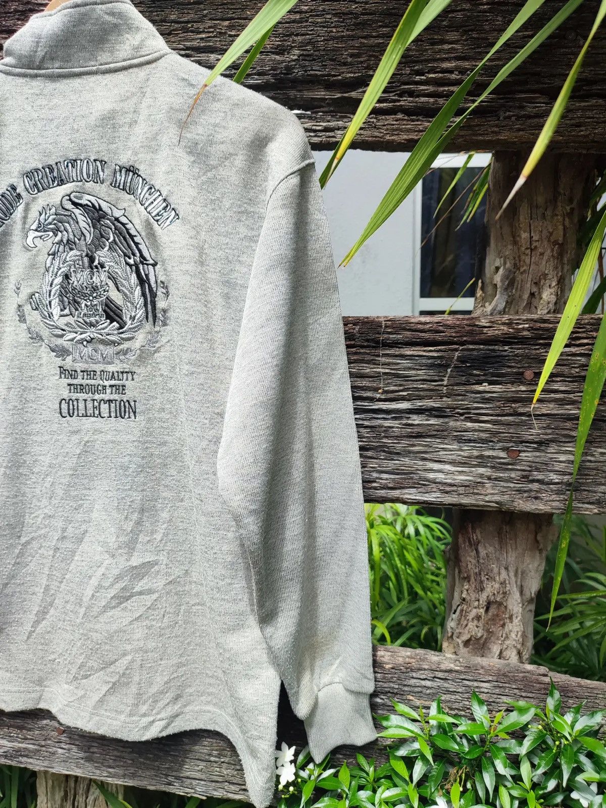 MCM Vintage MCM Embroidered Quarter-Zip – Dragon Crest Logo Size US M / EU 48-50 / 2 - 5 Thumbnail