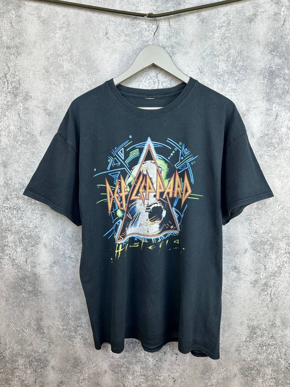 Def Leppard Def Leppard “Hysteria” Tour Graphic Tee Vintage Rock Band Size US XL / EU 56 / 4 - 1 Thumbnail