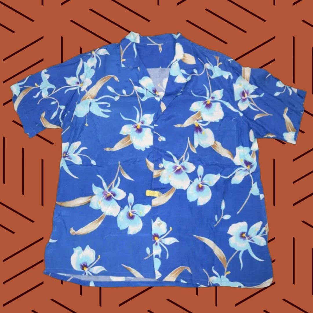 Vintage VINTAGE Royal Blue Hawaiian Shirt Men XL Blue Hibiscus Floral Button Up Camp Collar 90s Aloha Sun Surf Mens Size US XL / EU 56 / 4 - 1 Thumbnail