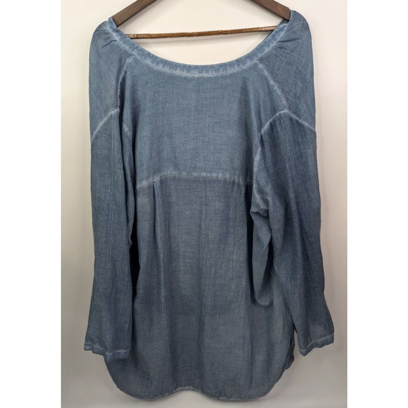Free People Free People Blouse Pullover Long Sleeve Size L Blue Cotton Rayon Semi Sheer Washed Blue Womens Shirt Size L / US 10 / IT 46 - 3 Thumbnail