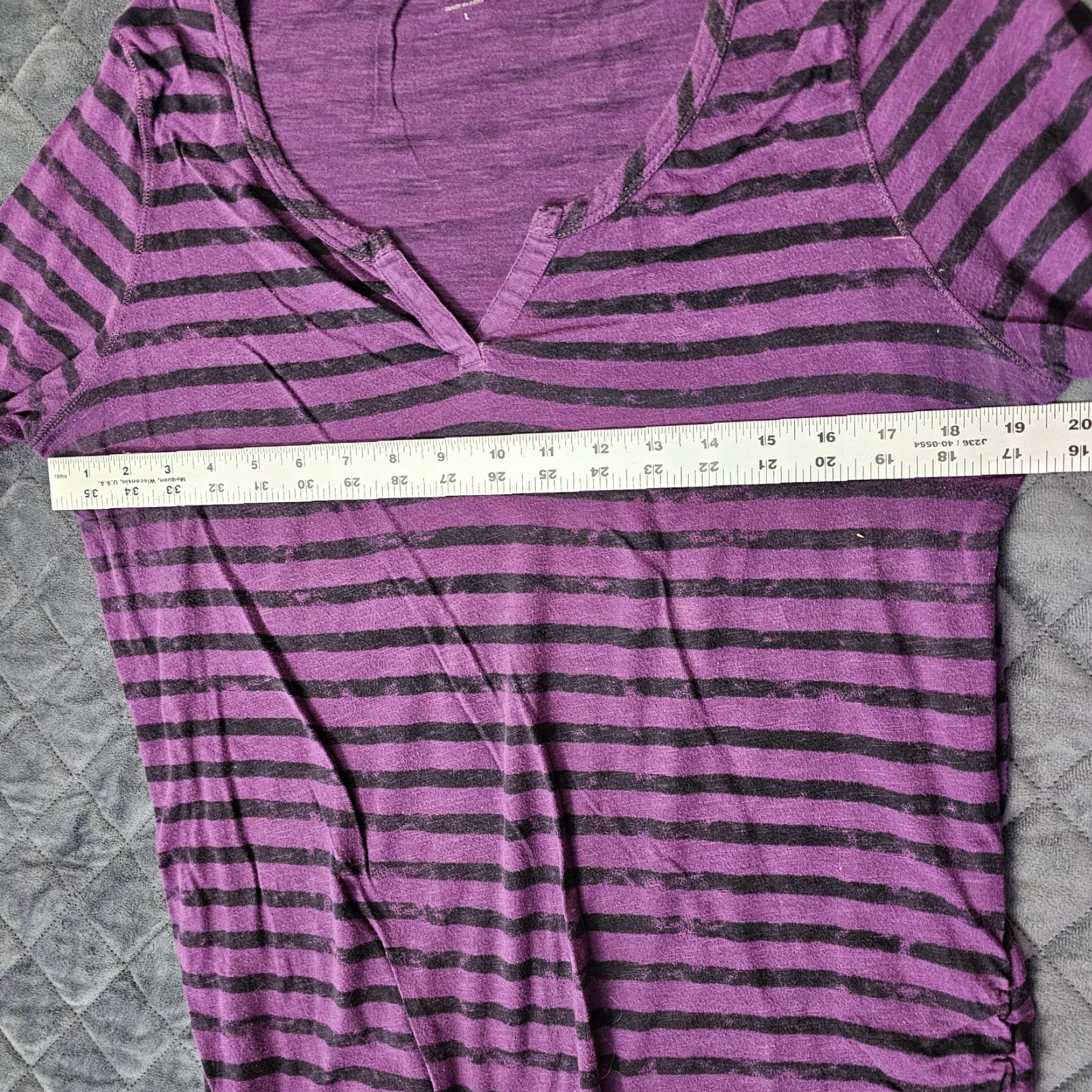 Calvin Klein Calvin Klein Jeans Blouse Women’s V Neck Long Sleeve Purple Stripe Casual Split Size L / US 10 / IT 46 - 5 Thumbnail