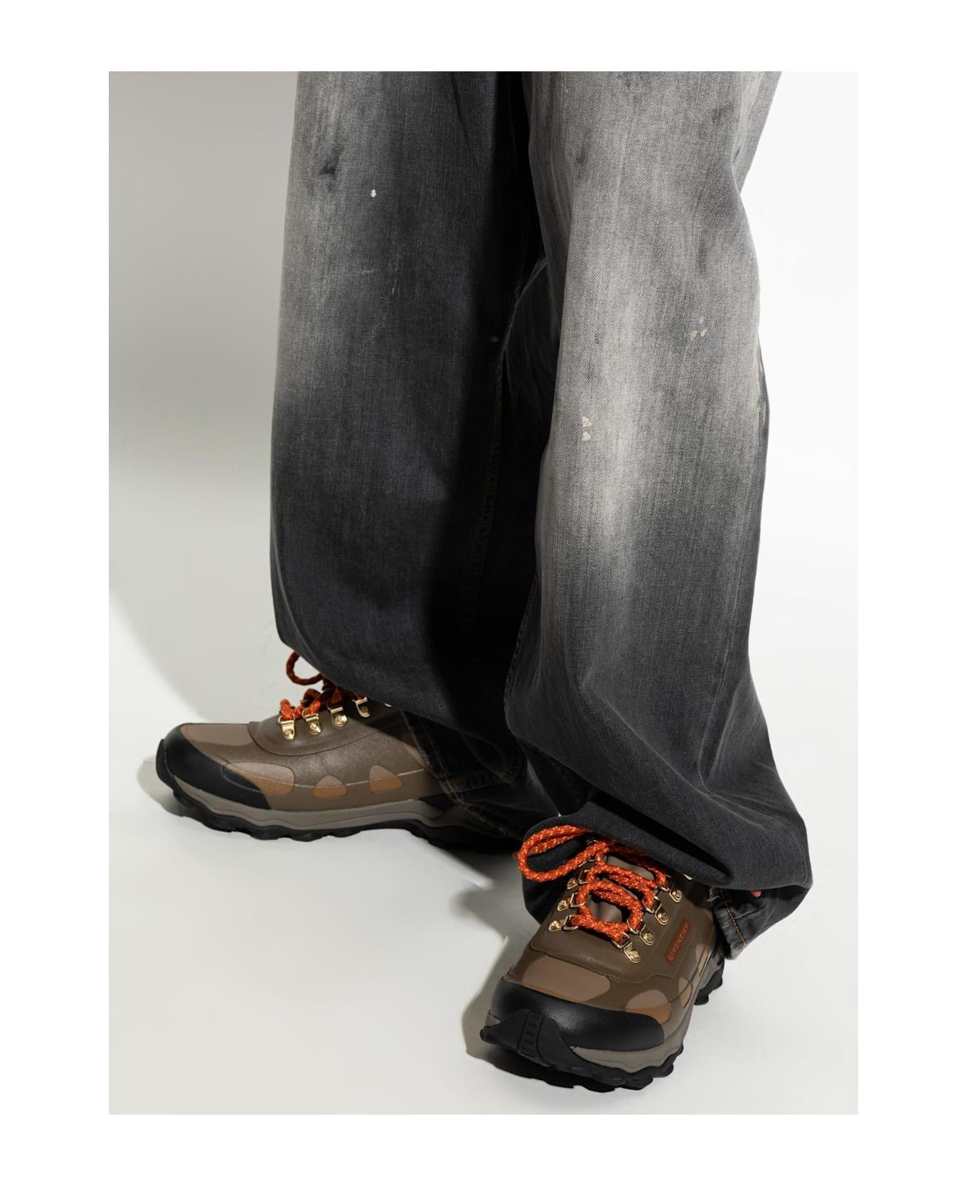Givenchy o1lv12m1025 Bogs Low Lace-Up Hiking Boot in Brown Size US 9 / EU 42 - 2 Thumbnail