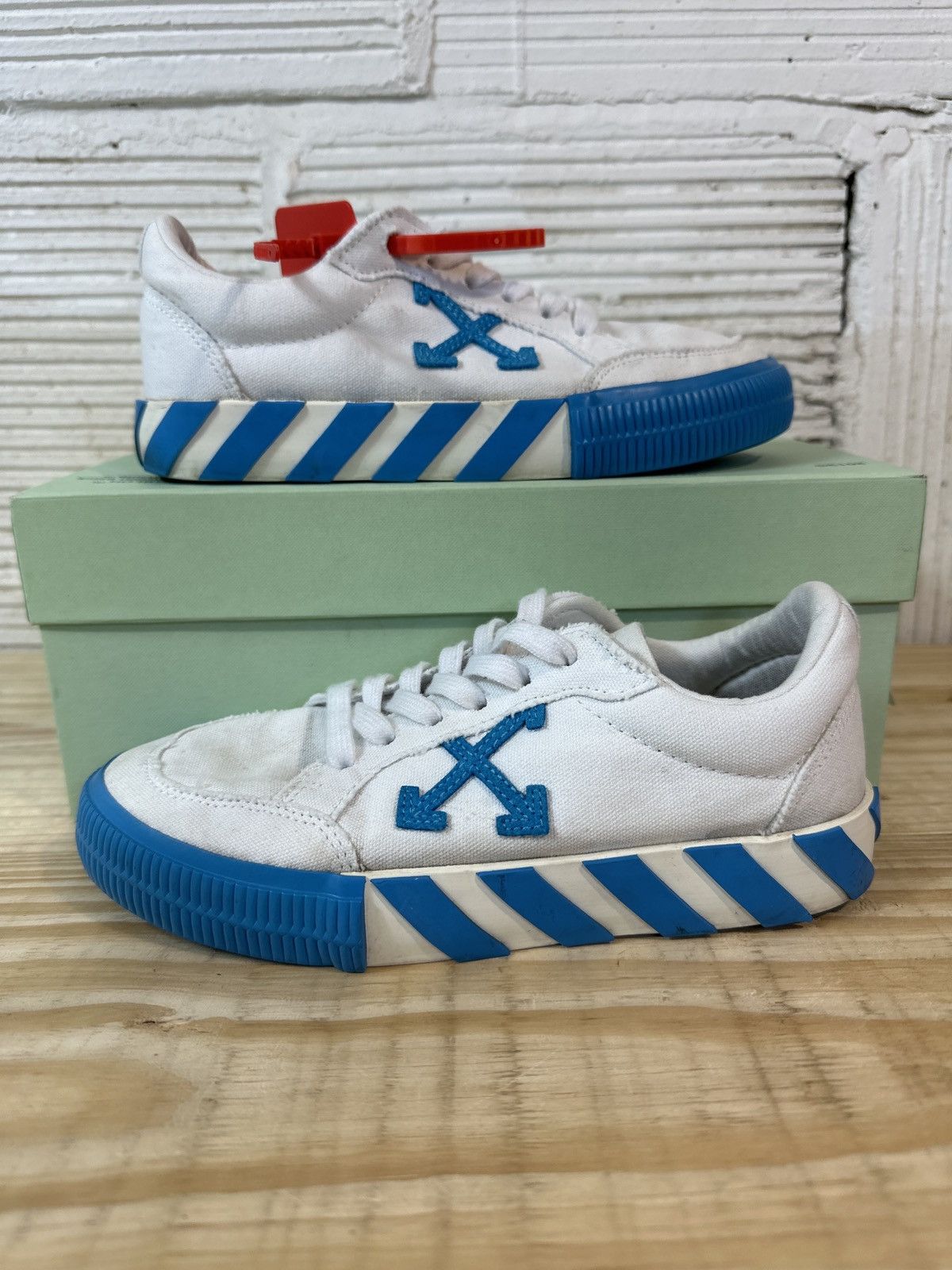 image of Off White Vulc Low Blue White Size 36 Shoes in White Blue, Women's