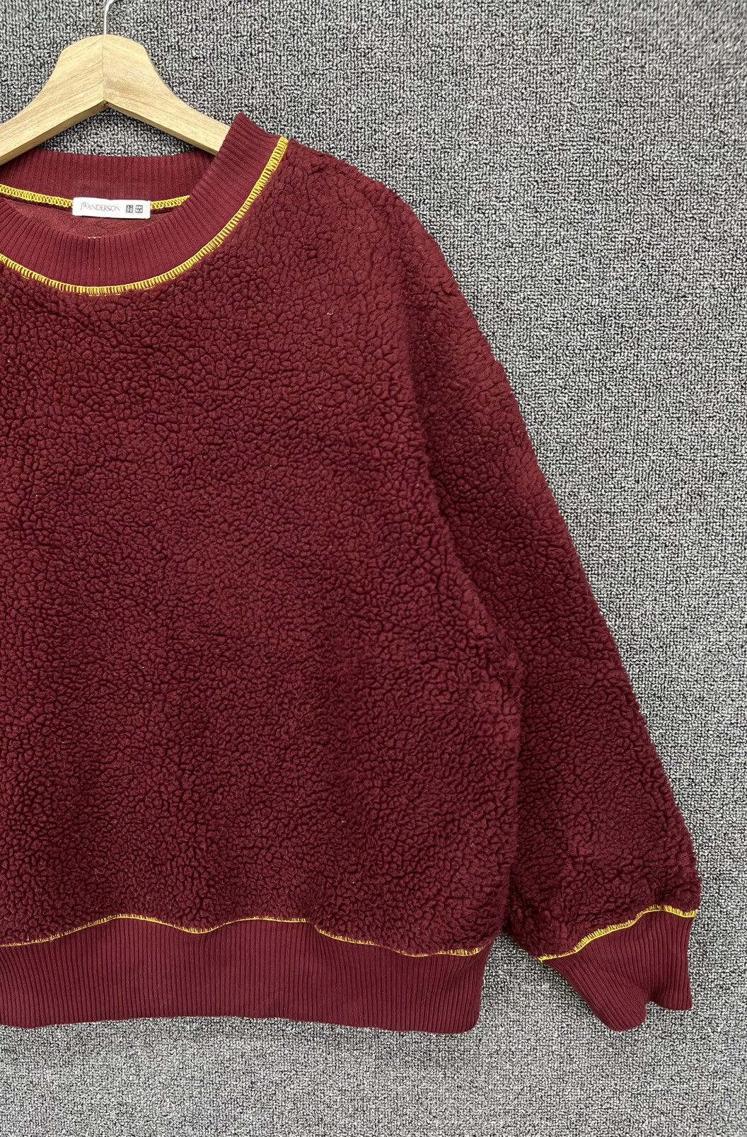 JW Anderson × Uniqlo J.W.Anderson X Uniqlo Deep Pile Fleece Red Sweatshirt Size US L / EU 52-54 / 3 - 4 Thumbnail