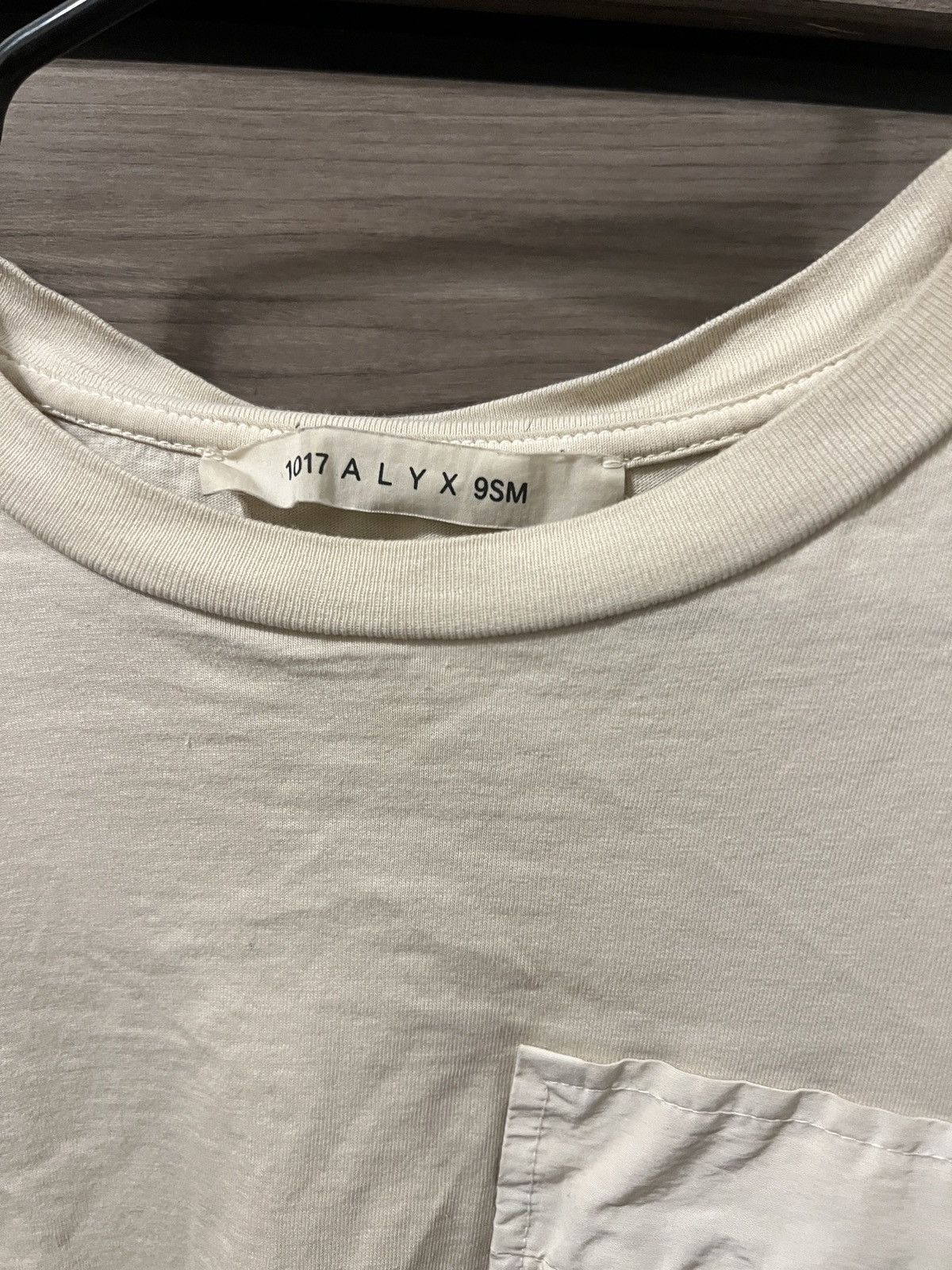1017 ALYX 9SM 1017 ALYX 9SM Cargo Tee Size US M / EU 48-50 / 2 - 3 Thumbnail