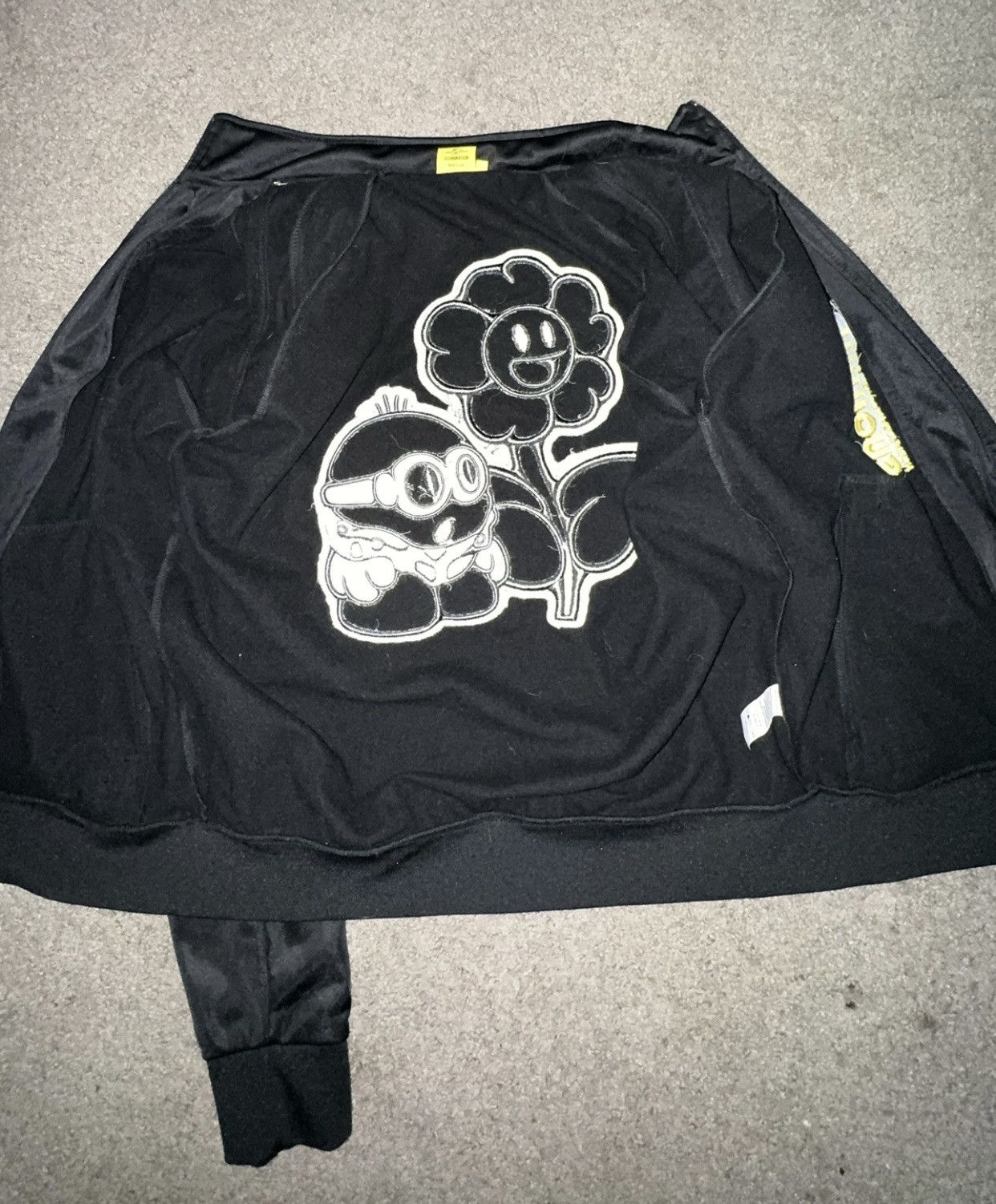 Universal Studios Minions sweater Size US M / EU 48-50 / 2 - 2 Thumbnail