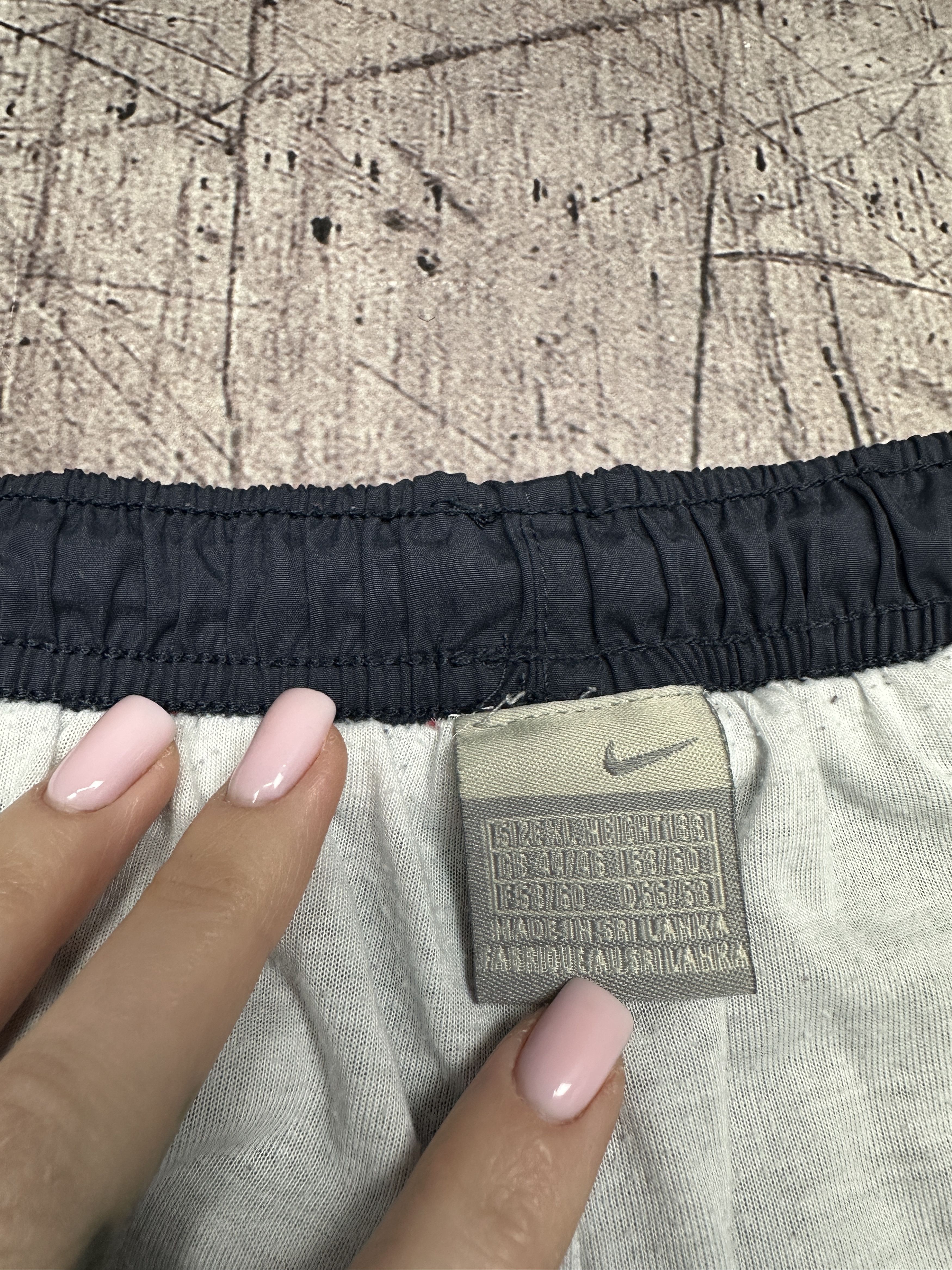 Nike Nike Vintage Mens Nylon Track Pants Size US 36 / EU 52 - 6 Thumbnail