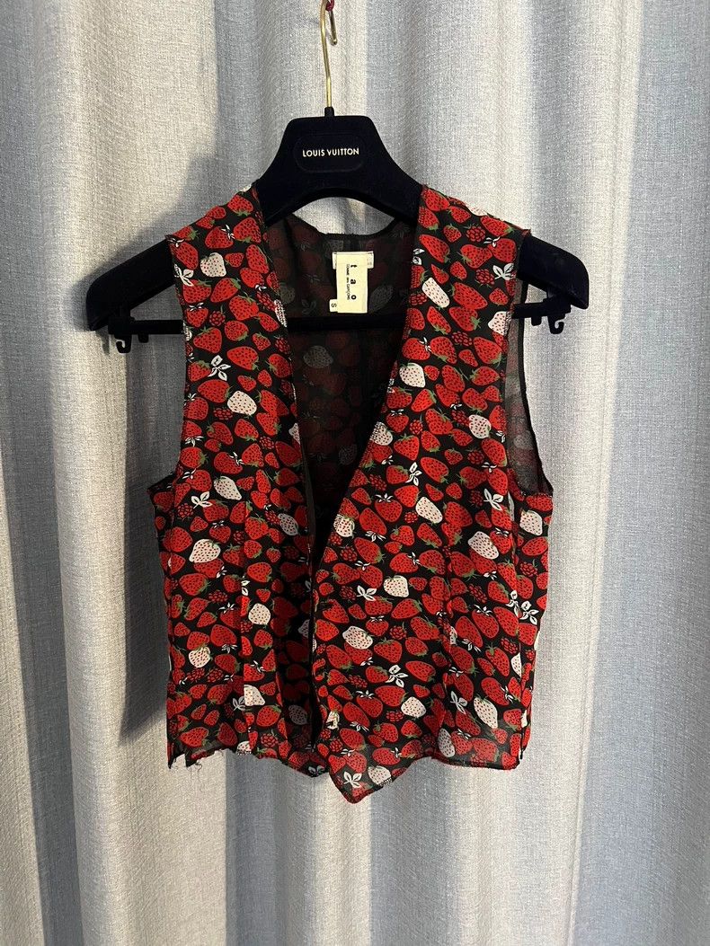 Comme Des Garcons Silk strawberry vest coat