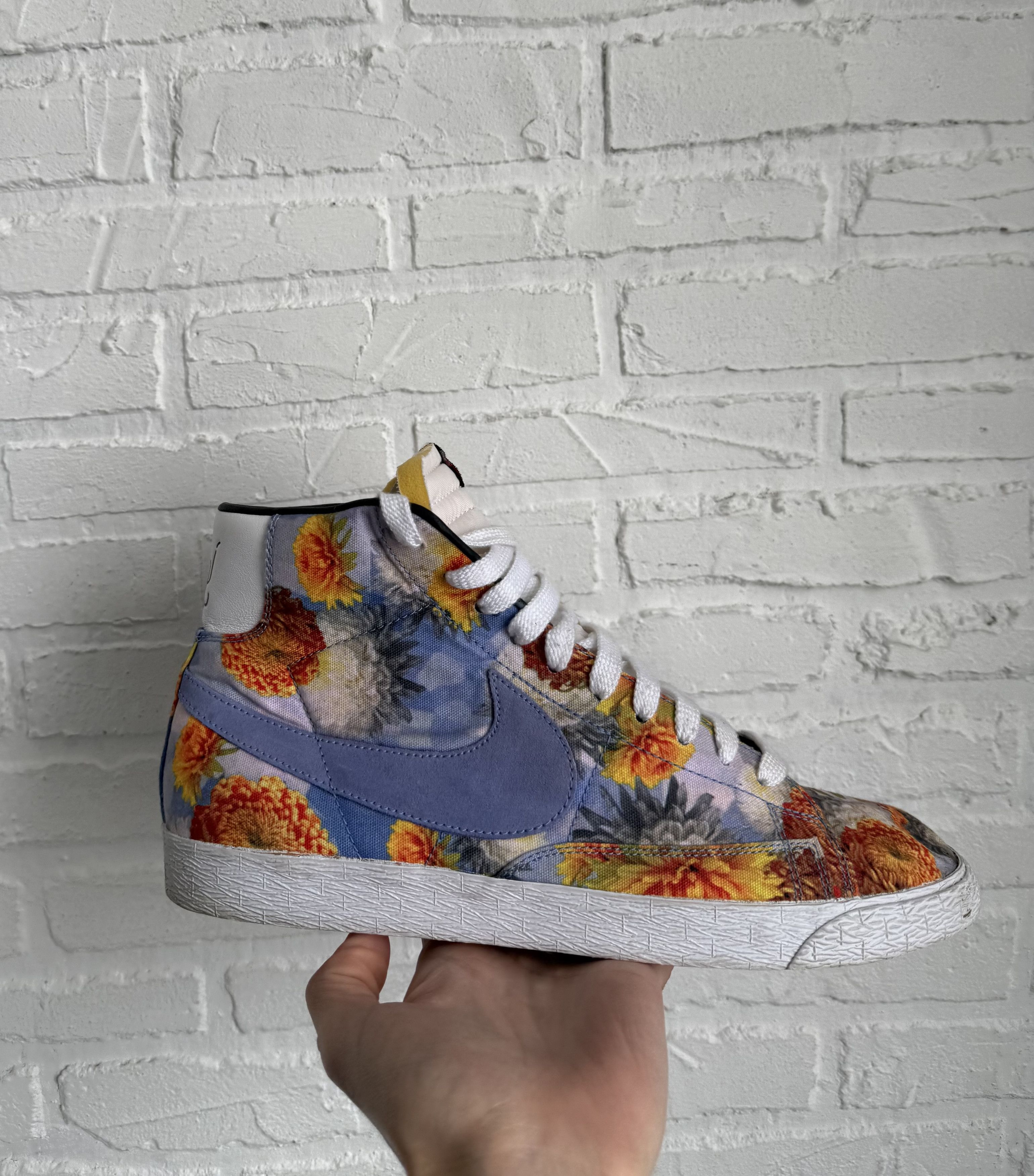 Nike RARE Nike Blazer Mid Floral Pack Chicago sneakers Size US 12 / EU 45 - 1 Thumbnail