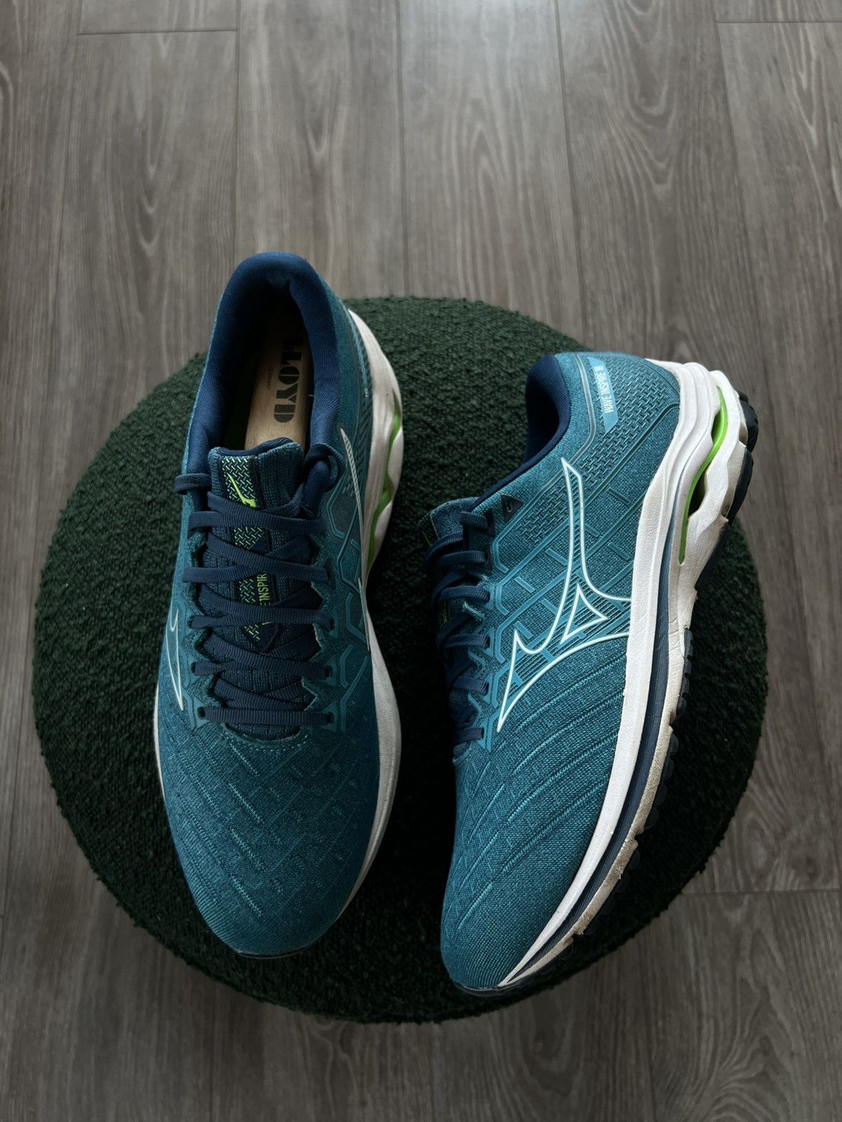 Designer × Mizuno ‼️Mizuno Wave Inspire 18 Athletic Soft Touch Shoes‼️ Size US 11 / EU 44 - 13 Thumbnail