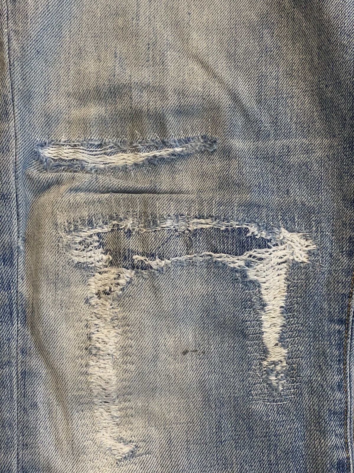 Saint Laurent Paris Saint Laurent AW15 Lightwash Knee Repaired Denim Size US 33 - 3 Thumbnail