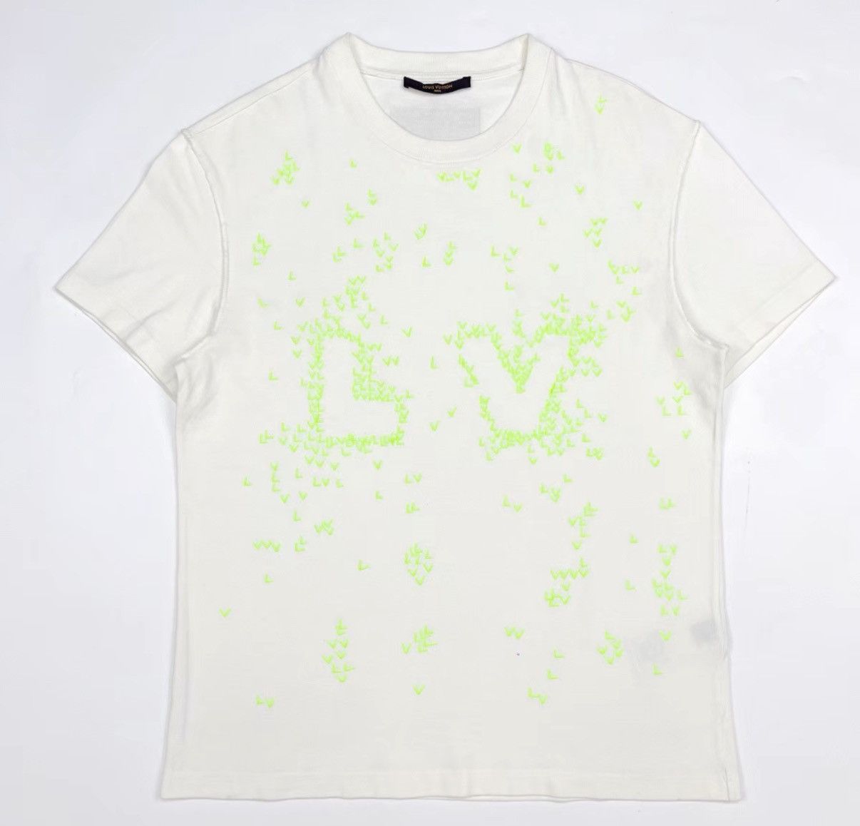 Louis Vuitton Louis Vuitton Embroidered Crew Neck Short Sleeve K12 Size US M / EU 48-50 / 2 - 1 Thumbnail