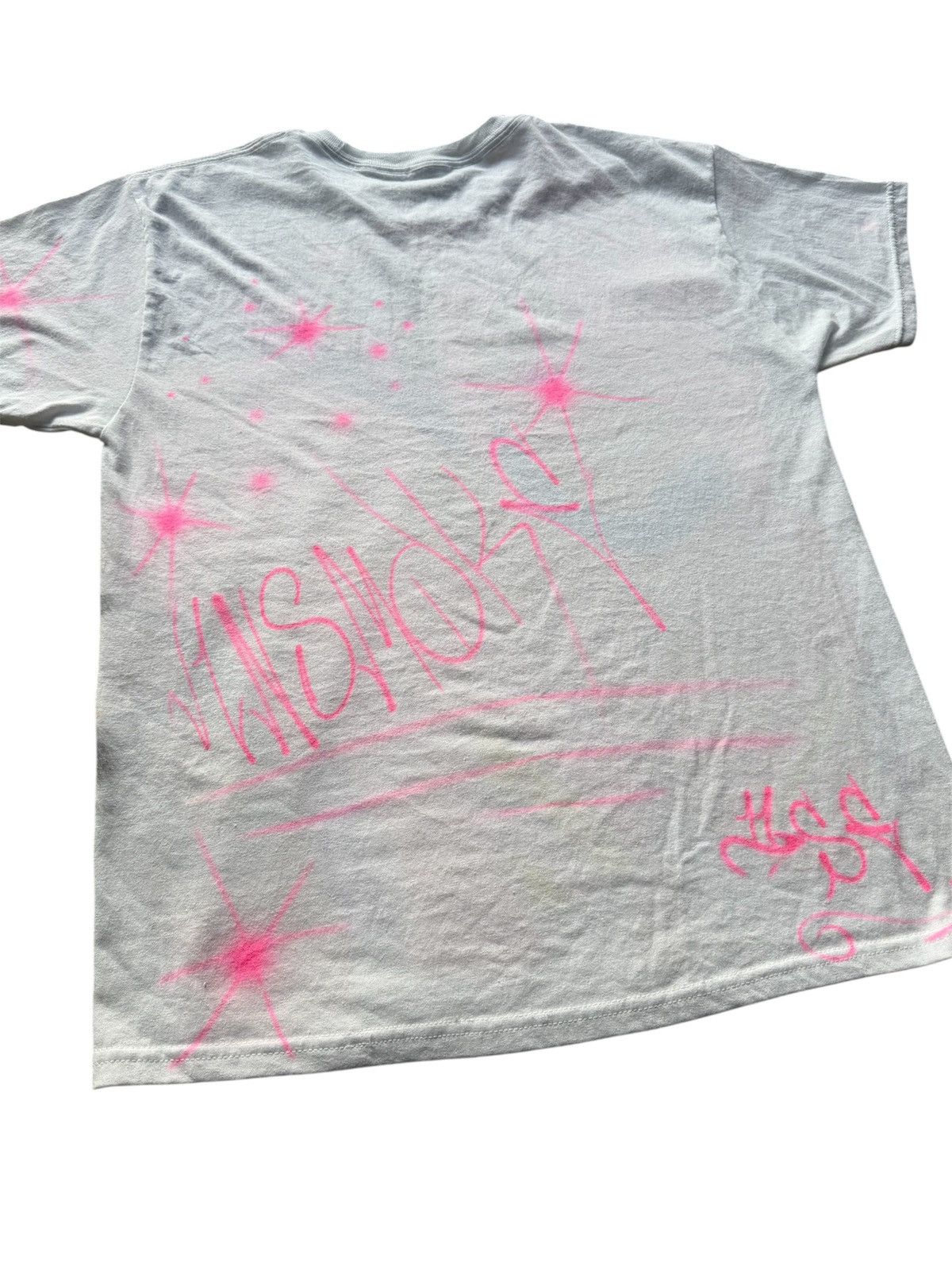 Other Airbrushed Vinsmoke Reiju T-shirt Size US M / EU 48-50 / 2 - 4 Thumbnail
