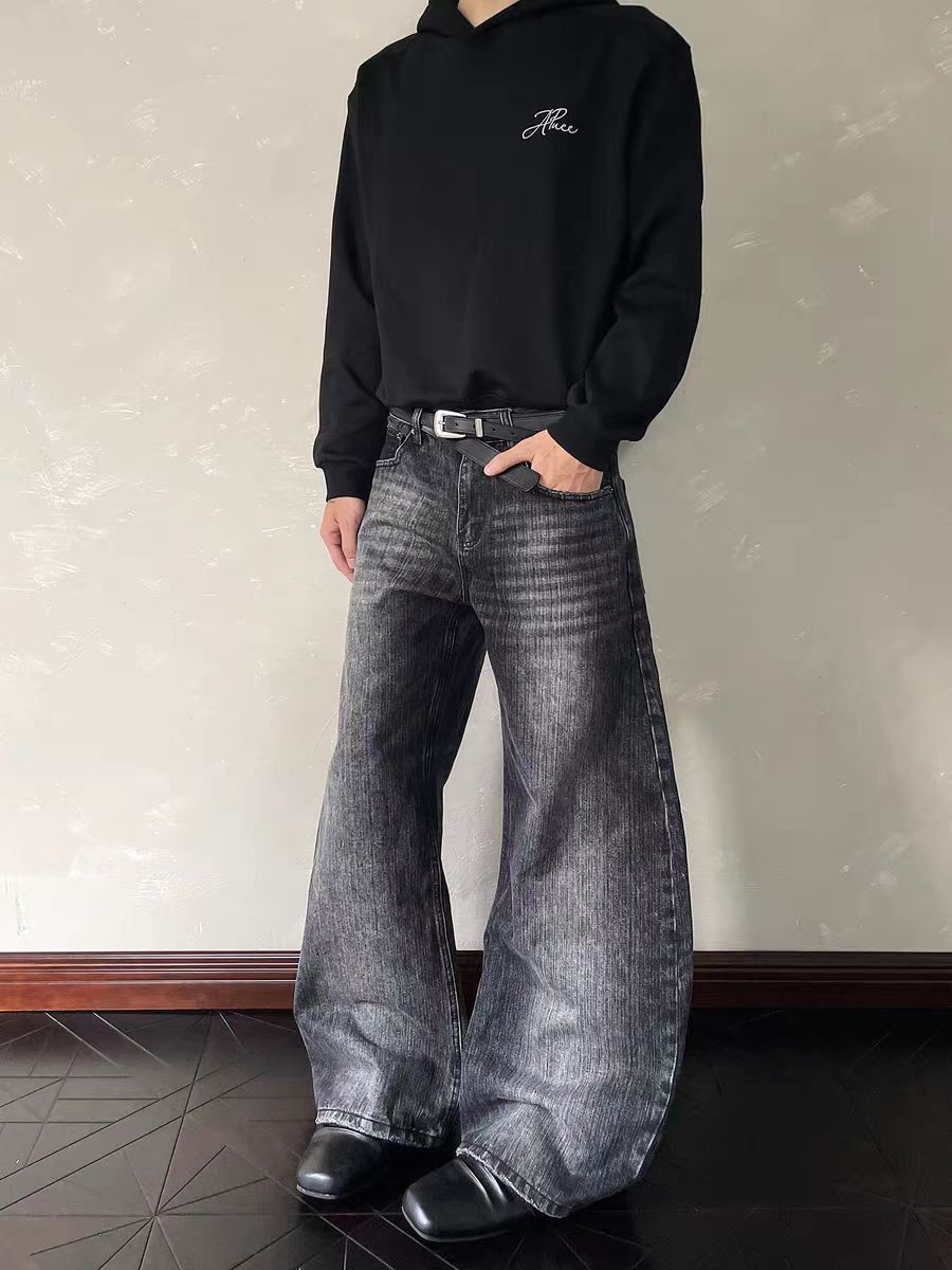 Jean Water-washed black curved-leg distressed jeans Size US 30 / EU 46 - 2 Thumbnail