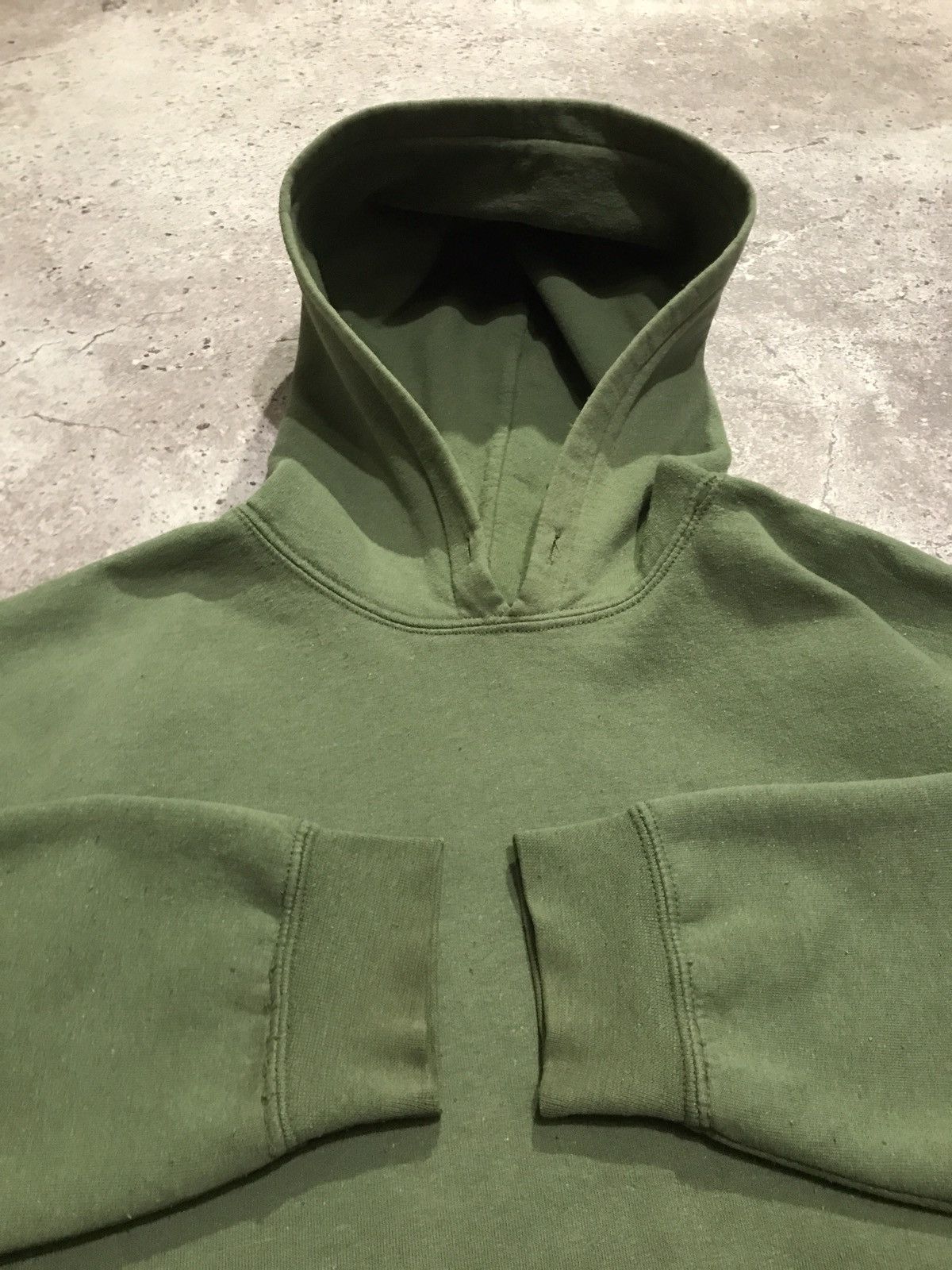 Vintage Vintage Y2K Boxy Hoodie Gildan Olive M Size US M / EU 48-50 / 2 - 4 Thumbnail