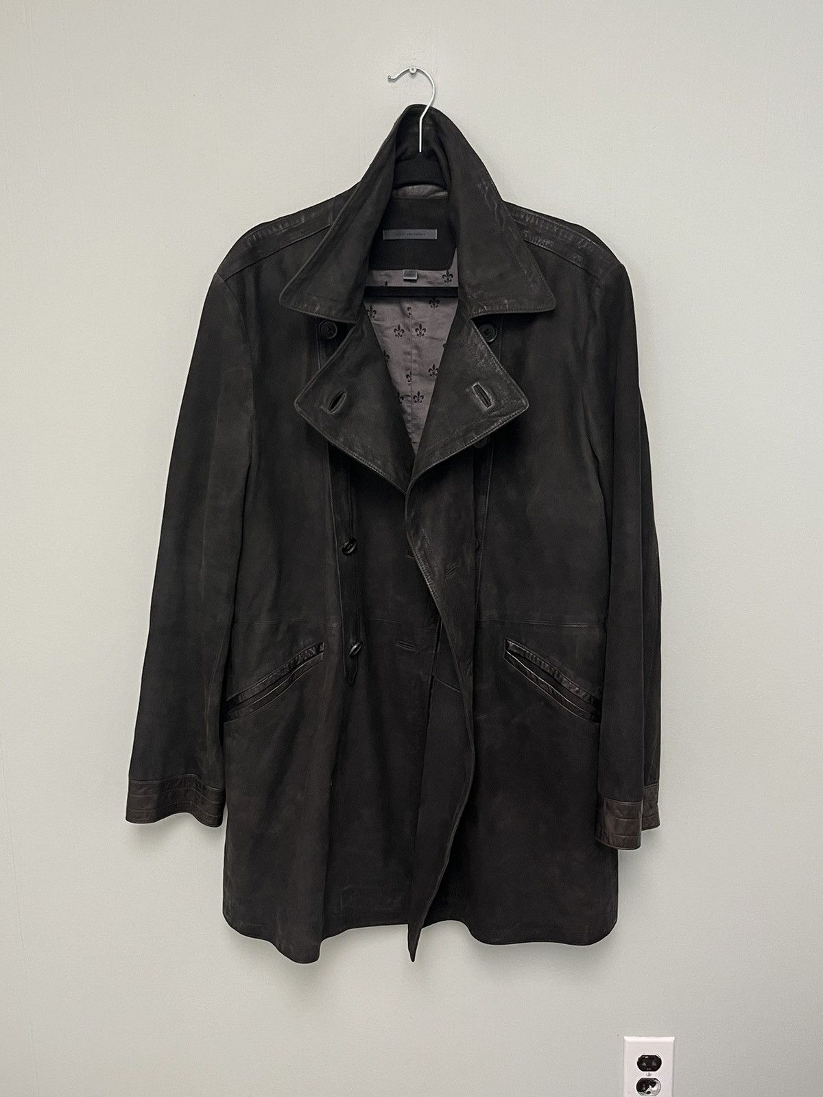 John Varvatos Suede trench coat. 50 Size US M / EU 48-50 / 2 - 1 Thumbnail