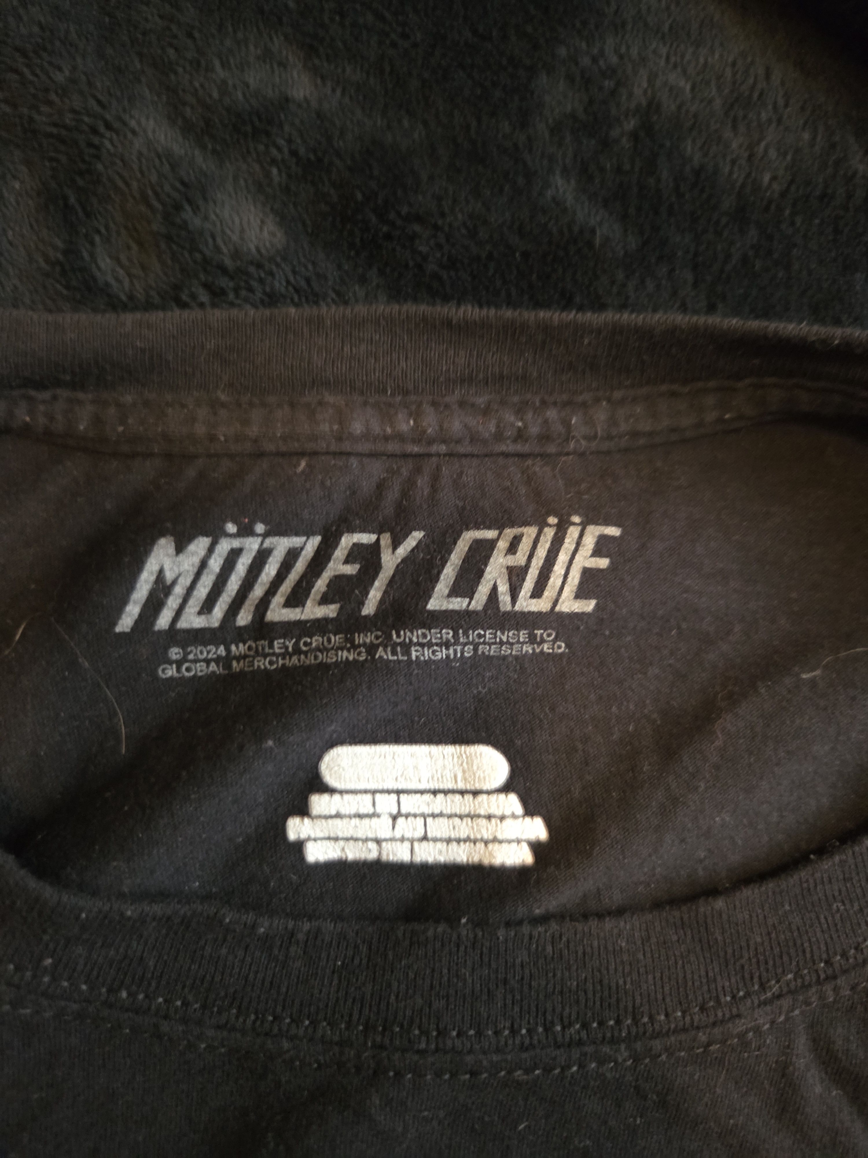 Band Tees Motley Crüe Tshirt Size US XXL / EU 58 / 5 - 2 Thumbnail