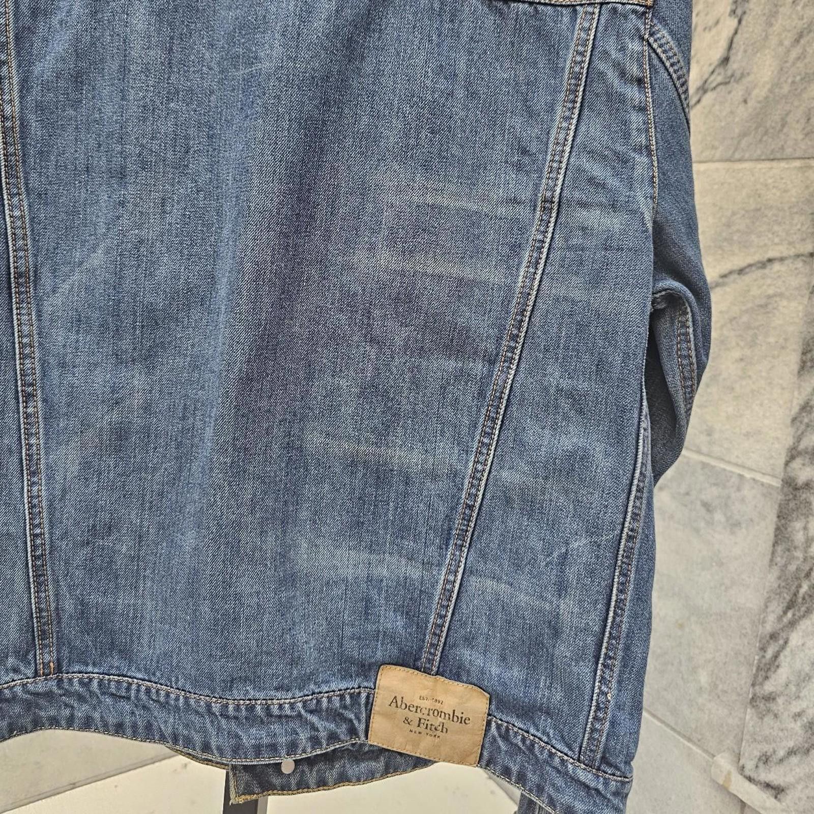 Abercrombie & Fitch Abercrombie & Fitch Denim Jacket Size US L / EU 52-54 / 3 - 7 Thumbnail