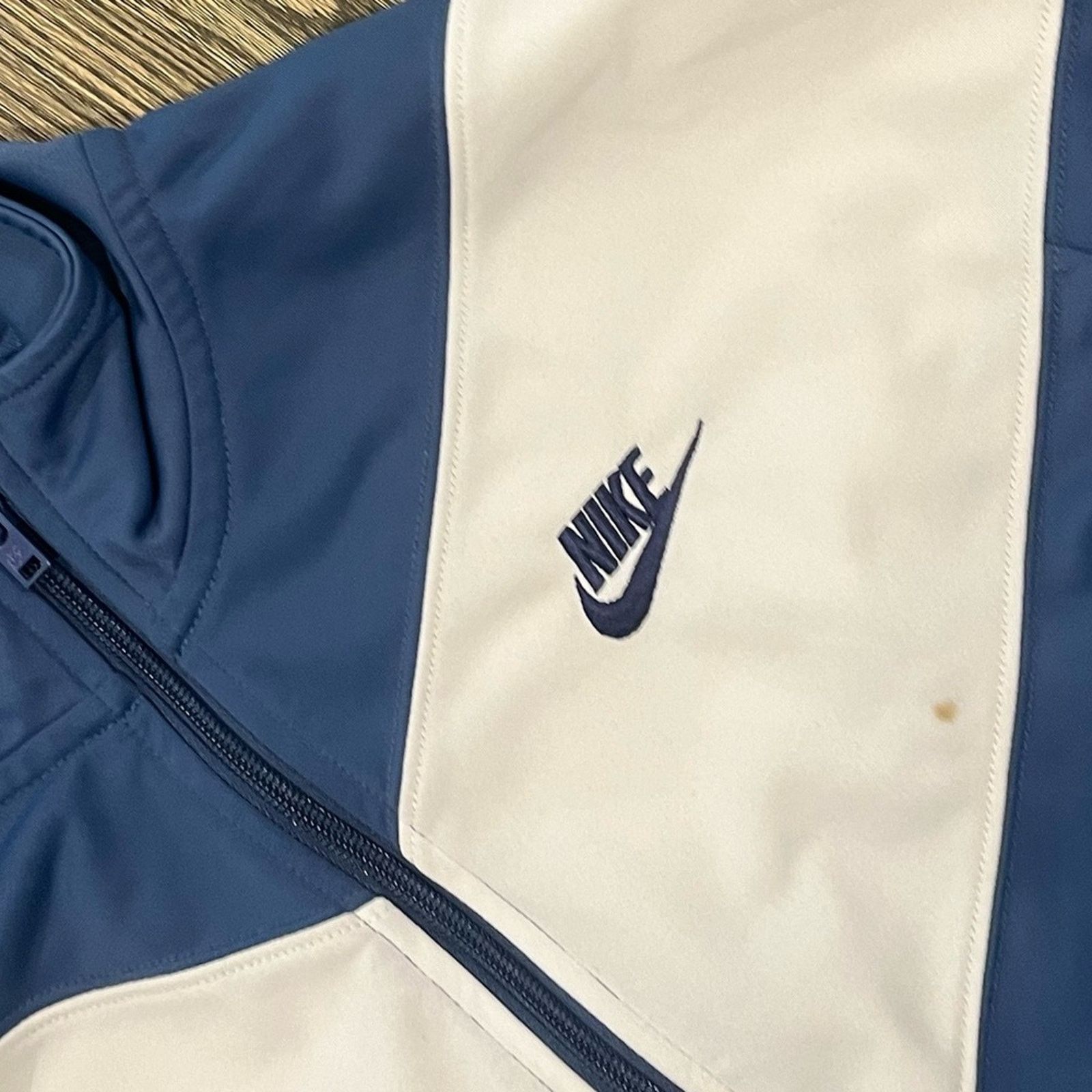 Nike Nike Cropped Track Jacket Heritage Logo Zip Up Size L Size US L / EU 52-54 / 3 - 2 Thumbnail
