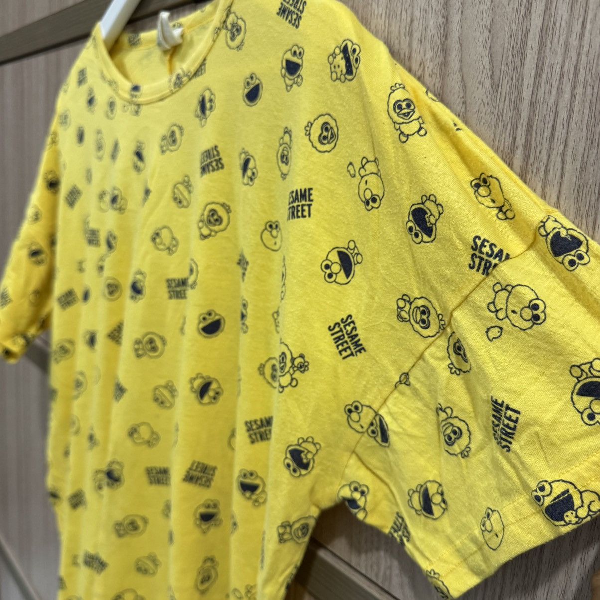 Cartoon Network Full Print Sesame Street Tee Size XL / US 12-14 / IT 48-50 - 3 Thumbnail