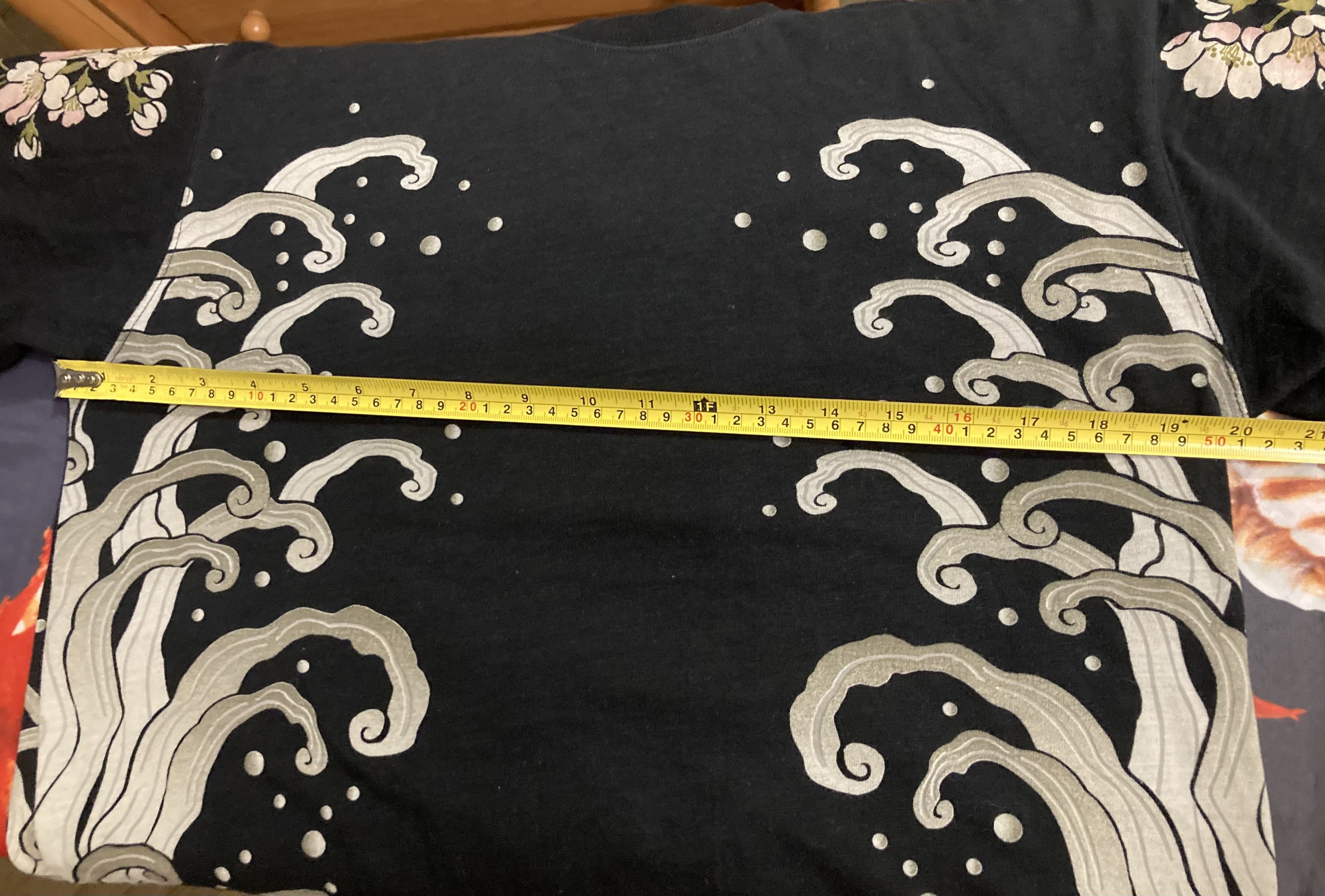 Japanese Brand Japanese Patern Embroidery carp Koi Fish Flower Nagaya .Tee Size US M / EU 48-50 / 2 - 9 Thumbnail